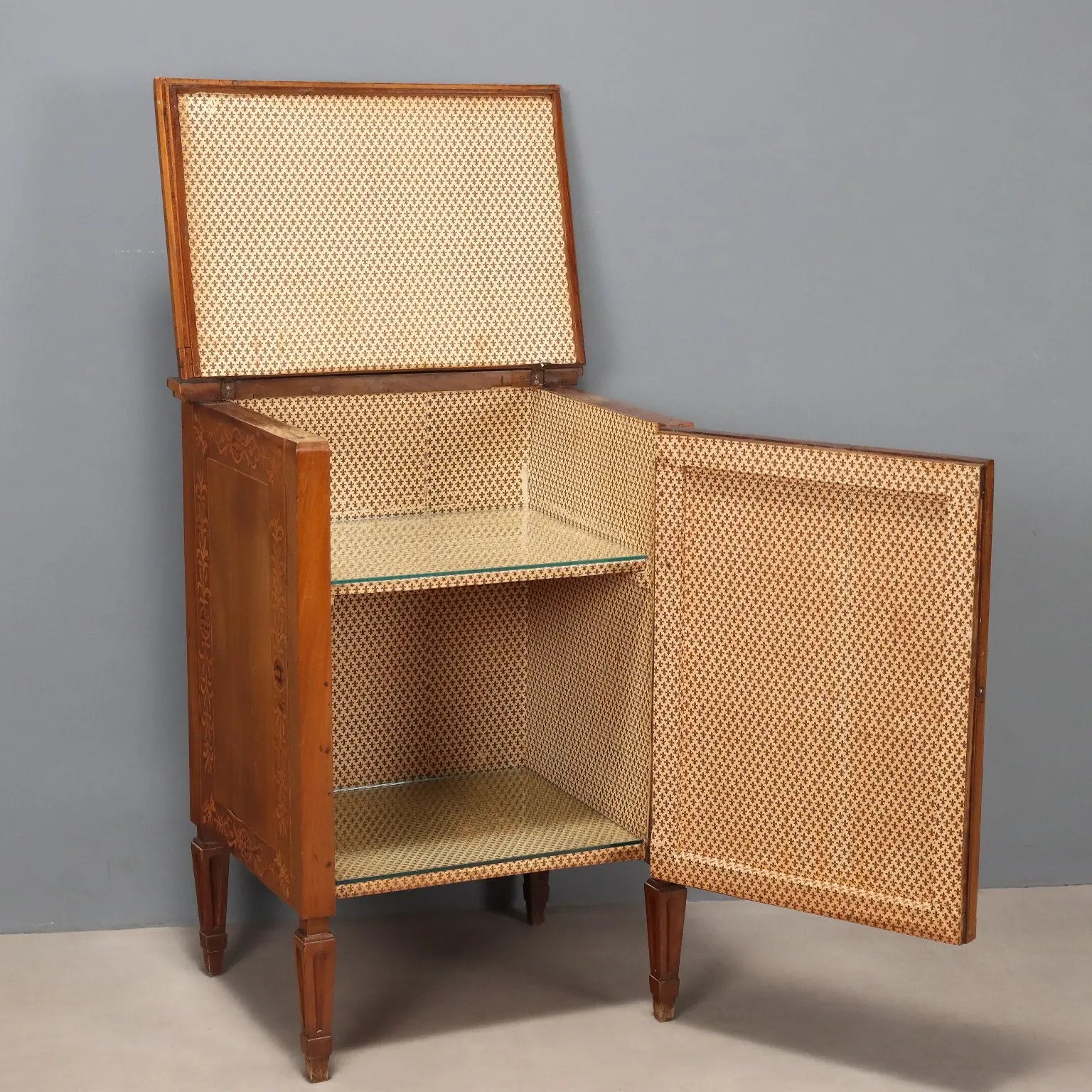 Antique Bedside Table Walnut Maple Bar Cabinet XIX Century - Italy, Late XIX Century | Antiques | Bedside Tables