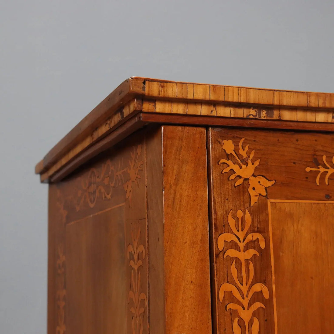 Antique Bedside Table Walnut Maple Bar Cabinet XIX Century - Italy, Late XIX Century | Antiques | Bedside Tables