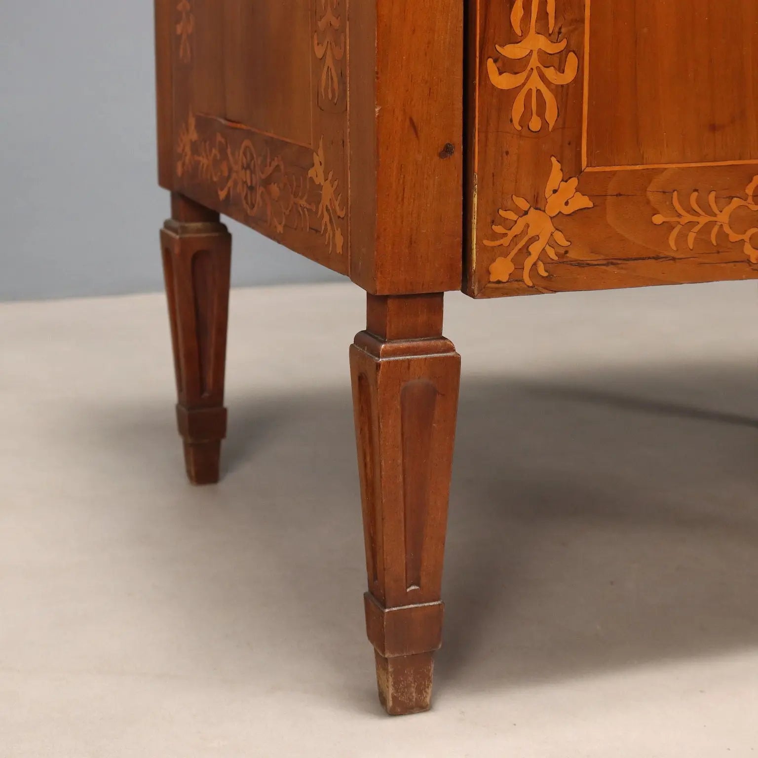 Antique Bedside Table Walnut Maple Bar Cabinet XIX Century - Italy, Late XIX Century | Antiques | Bedside Tables