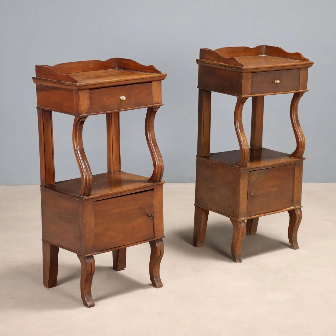 Antique Bedside Tables Walnut with Drawer Italy XIX Century - Italy, Mid XIX Century | Antiques | Bedside Tables