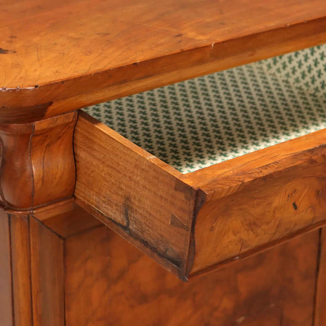 Antique Bedside Table Walnut Walnut Burl Italy XIX Century - Italy, Mid XIX Century | Antiques | Bedside Tables