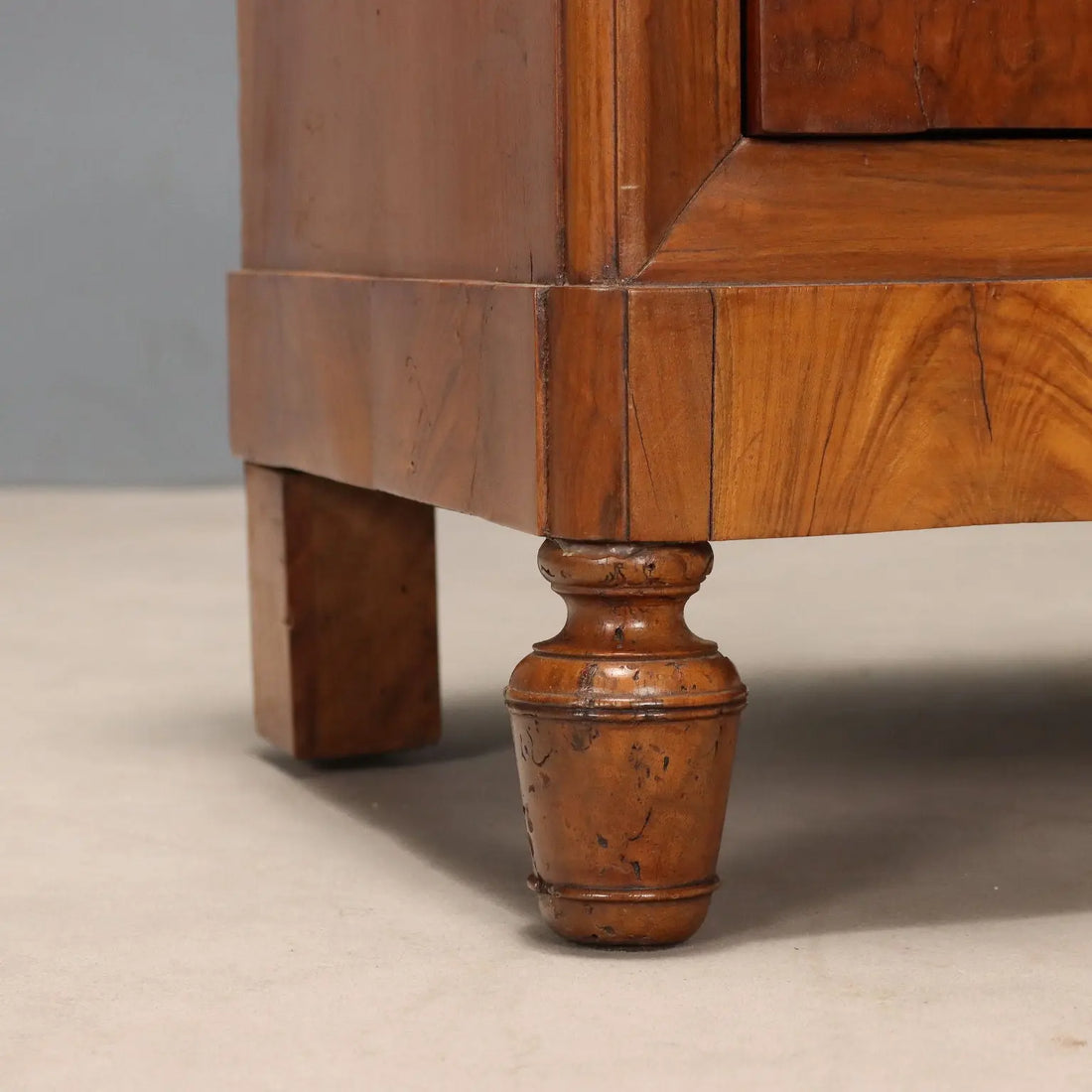Antique Bedside Table Walnut Walnut Burl Italy XIX Century - Italy, Mid XIX Century | Antiques | Bedside Tables