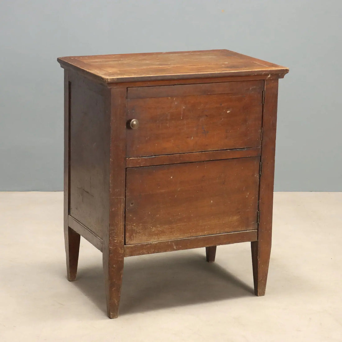 Directoire Walnut Nightstand - Italy 18th Century