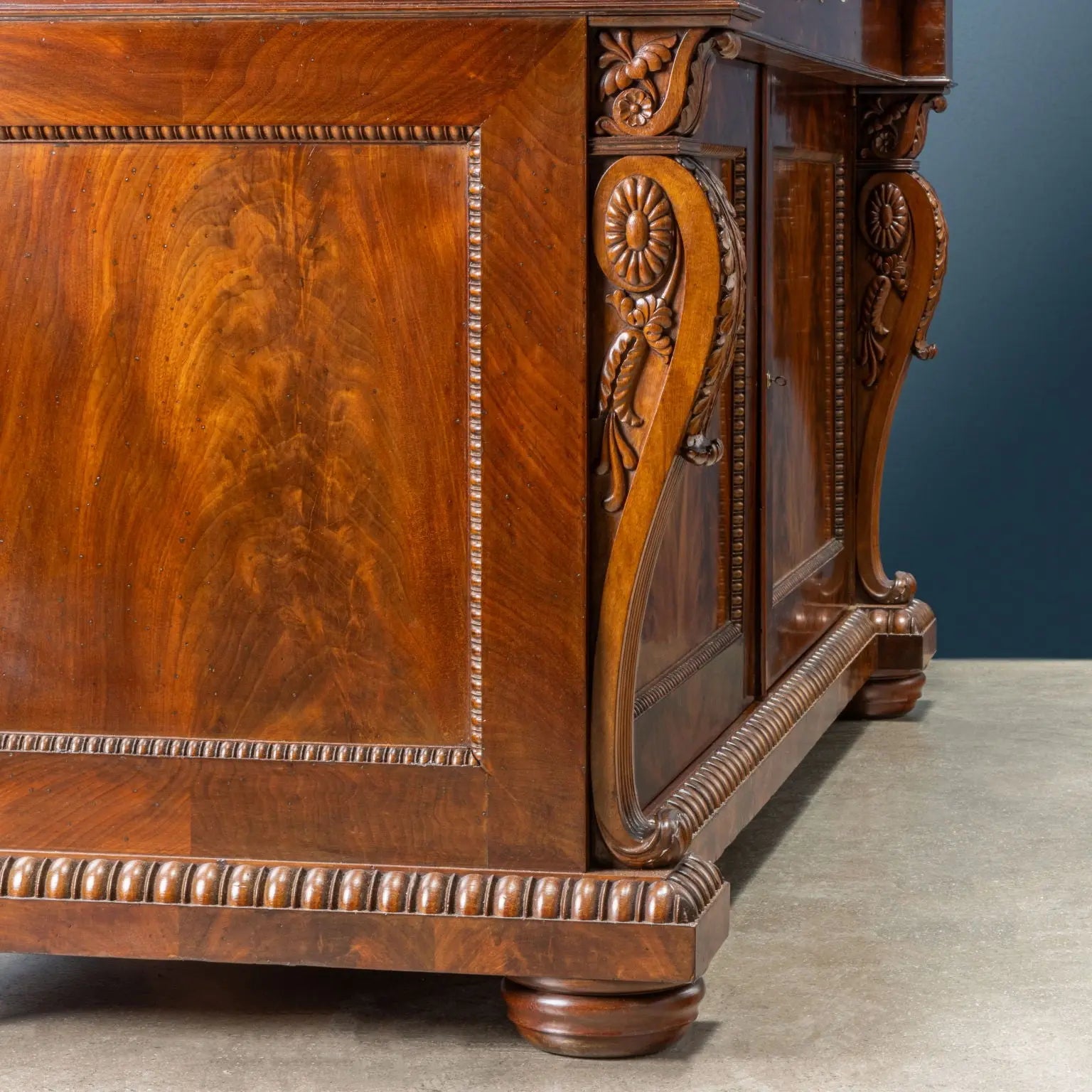 Henry Thomas Peters Desk - Genoa 1840