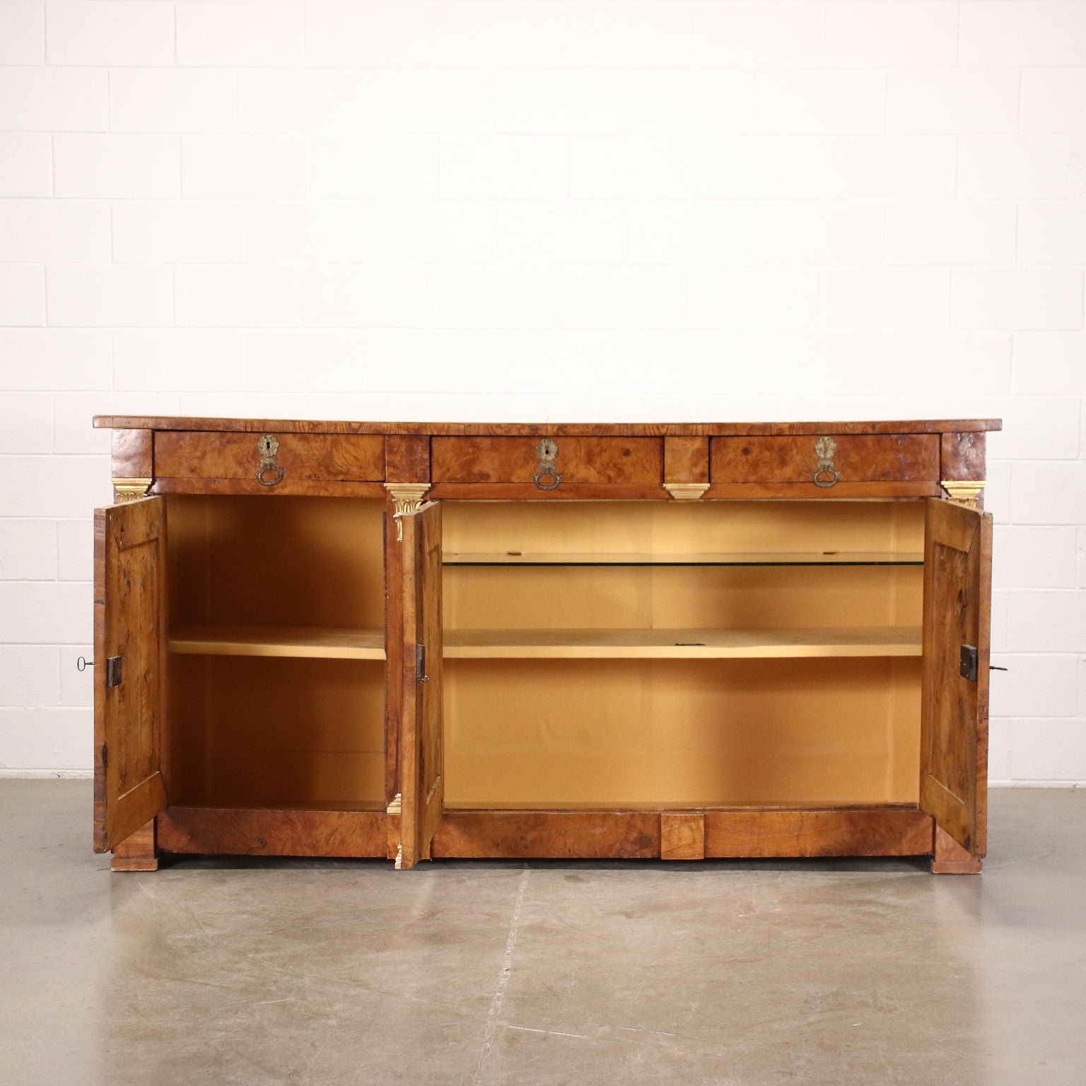  | Antiques  Cupboards