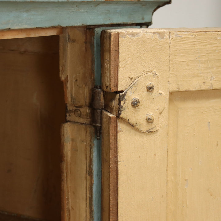  | Antiques  Cupboards