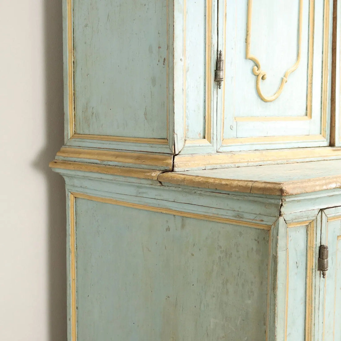 Antique Cupboard Baroque Style Mid XVIII Century Lacquered Wood - Parma Mid 18th century | Antiques | Cupboards