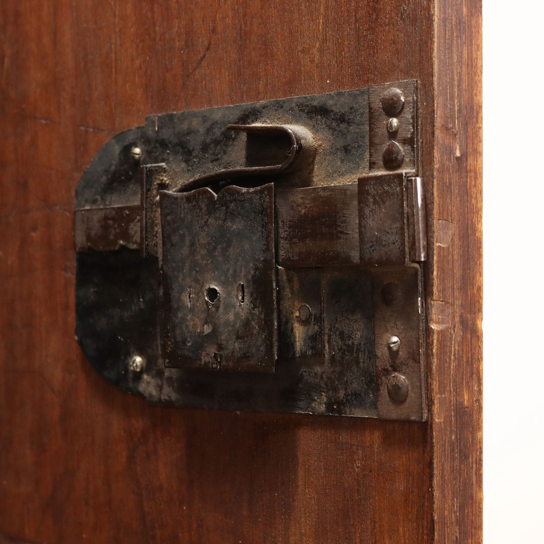 Ancient Neo-Renaissance Cupboard Italy '900 Walnut Flap Painted Olive - Italy, Early XX Century | Antiques  Cupboards