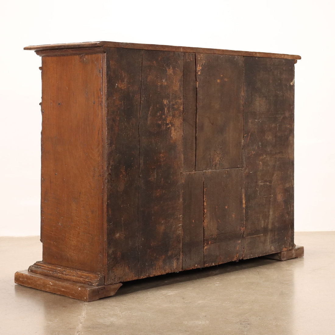 Ancient Cupboard Chestnut Central Italy Early '600 Antiques - Central Italy, Early XVII Century | Antiques  Cupboards