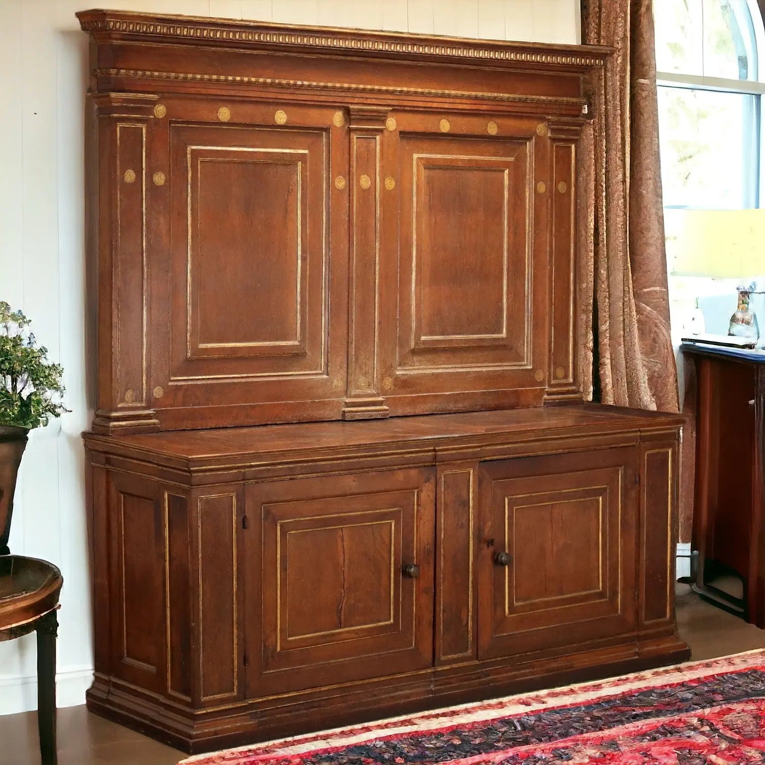 Sideboard with Superstructure in Alder - Italy, 17th Century