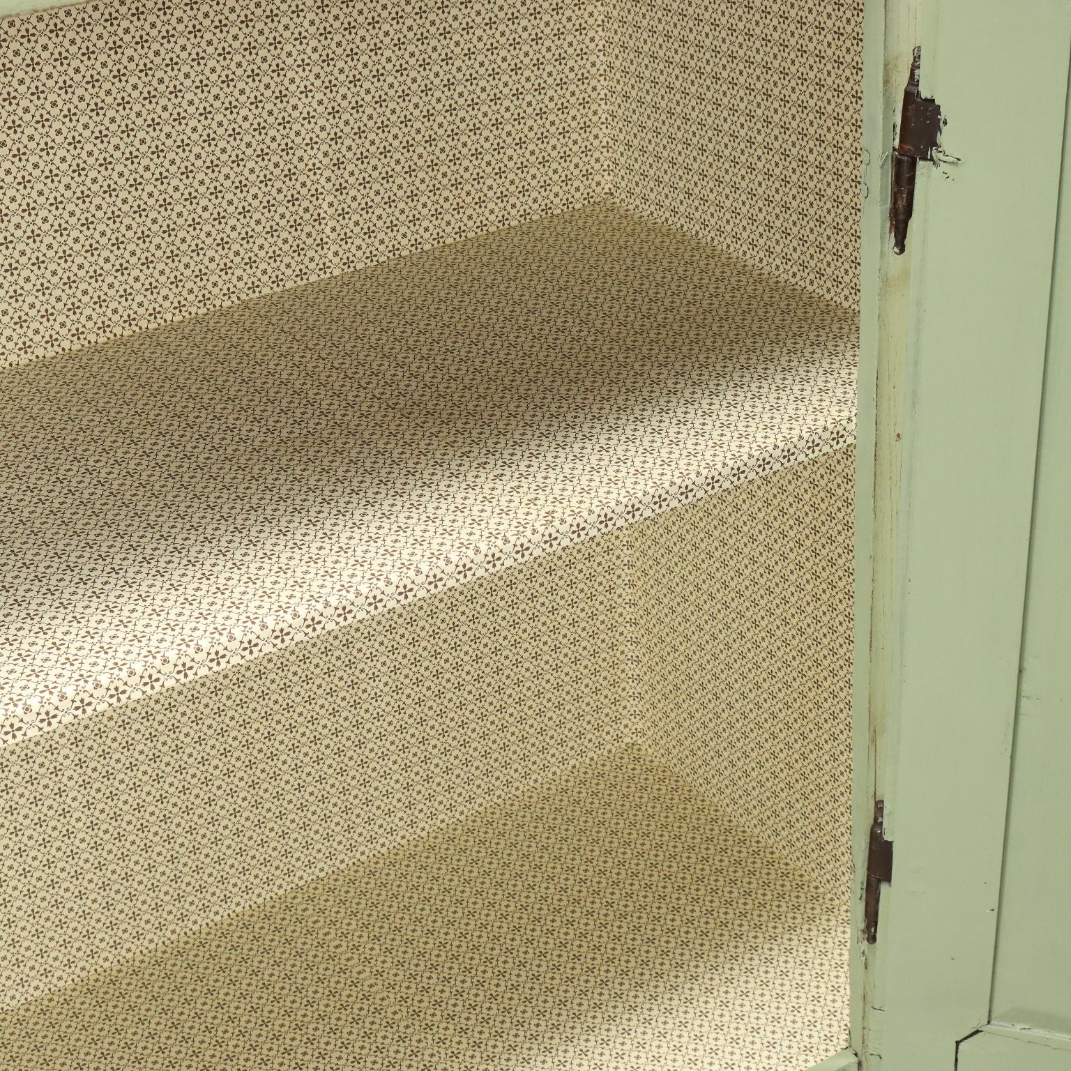  | Antiques  Cupboards