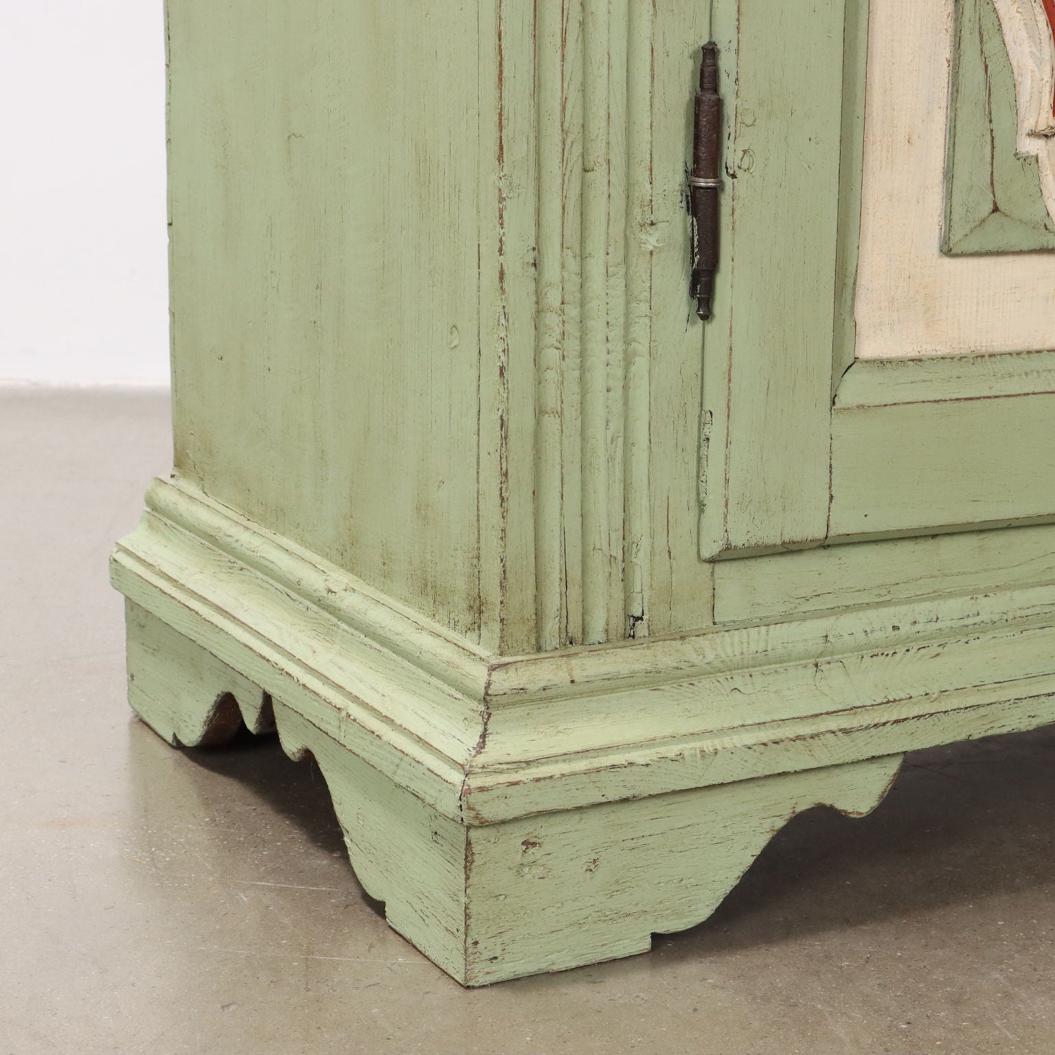  | Antiques  Cupboards