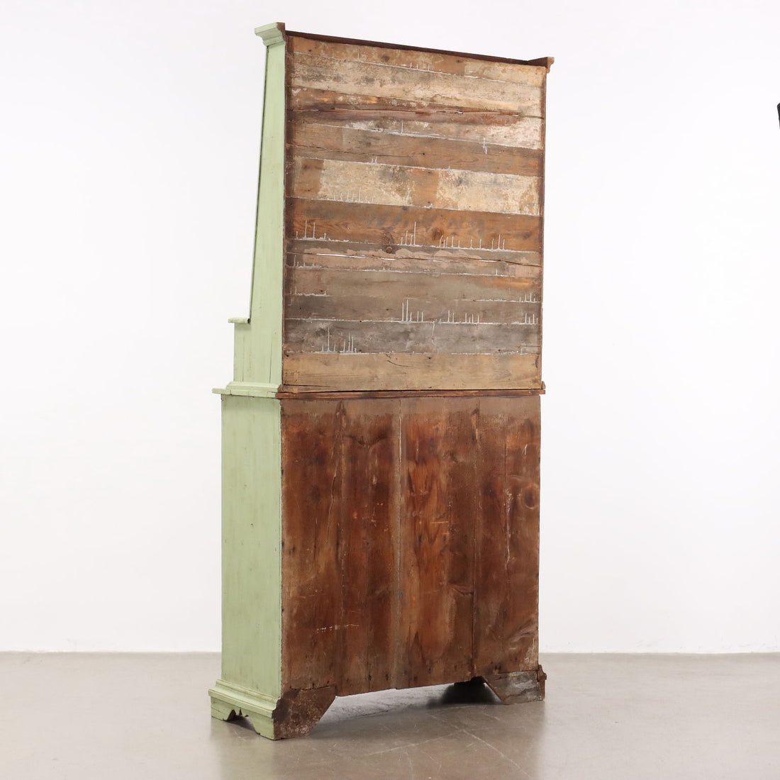  | Antiques  Cupboards