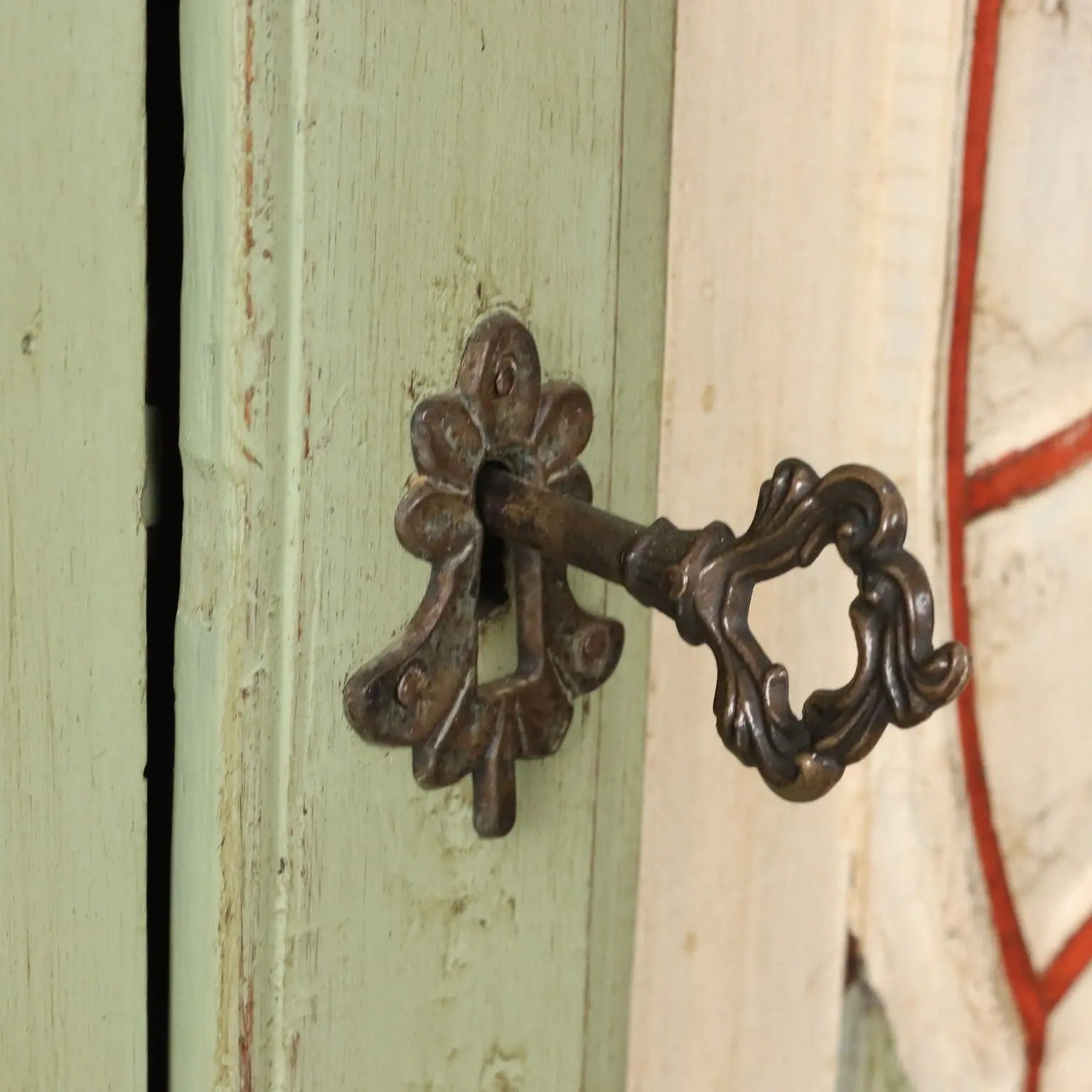 Ancien Double Top Cupboard Baroque Fir Italy XX Century - Italy, XX Century | Antiques | Cupboards