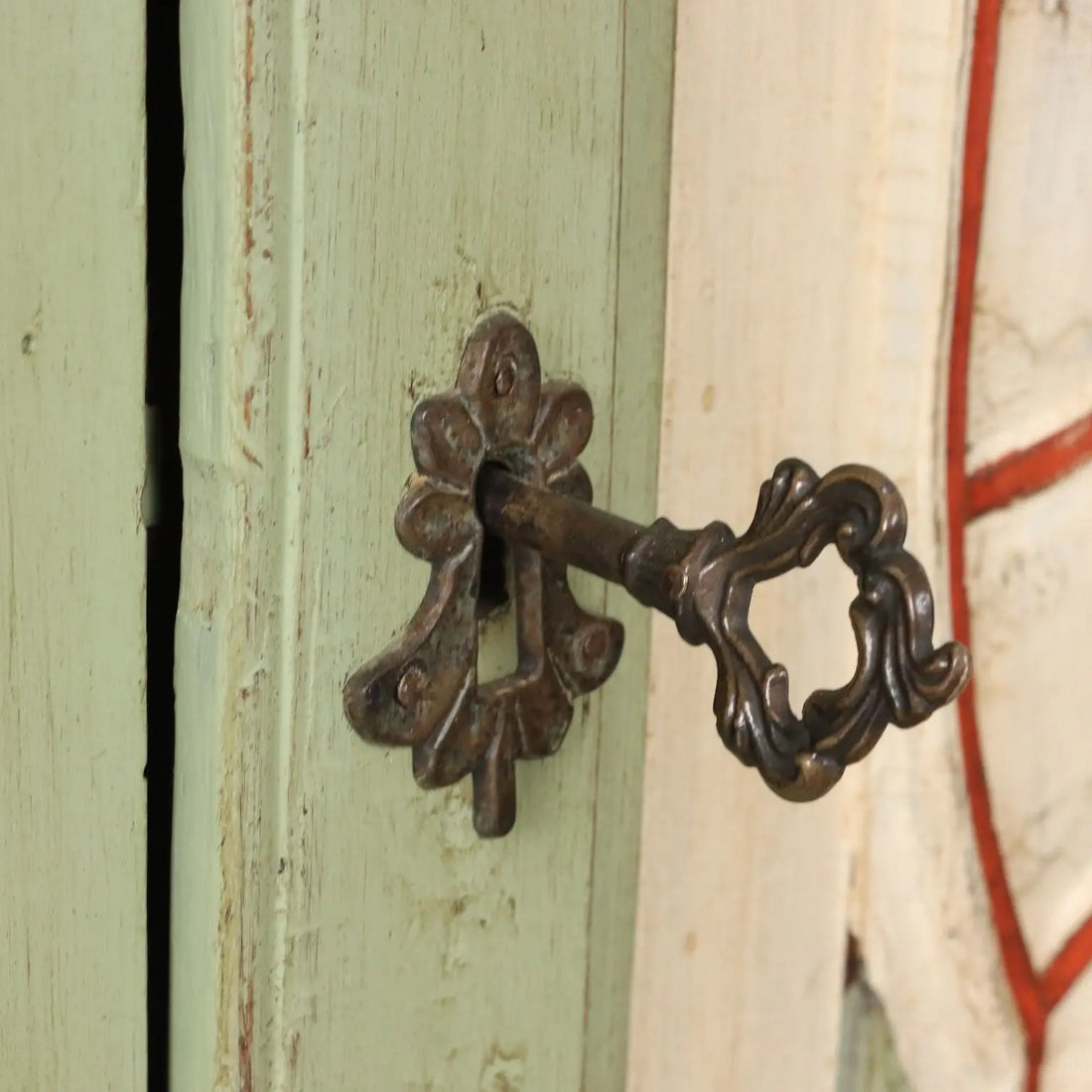 Ancien Double Top Cupboard Baroque Fir Italy XX Century - Italy, XX Century | Antiques | Cupboards