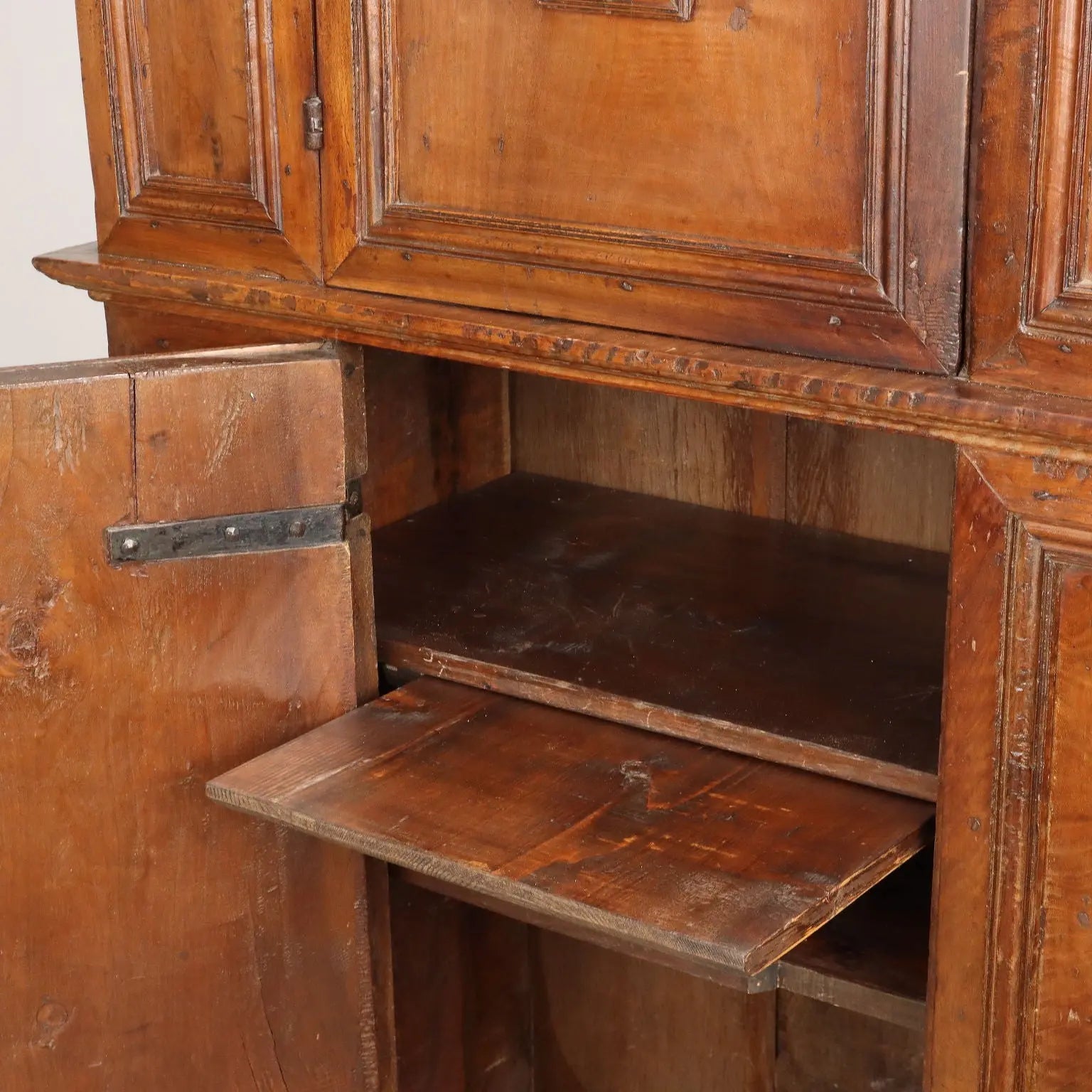Double-Body Sideboard Emilia 17th Century