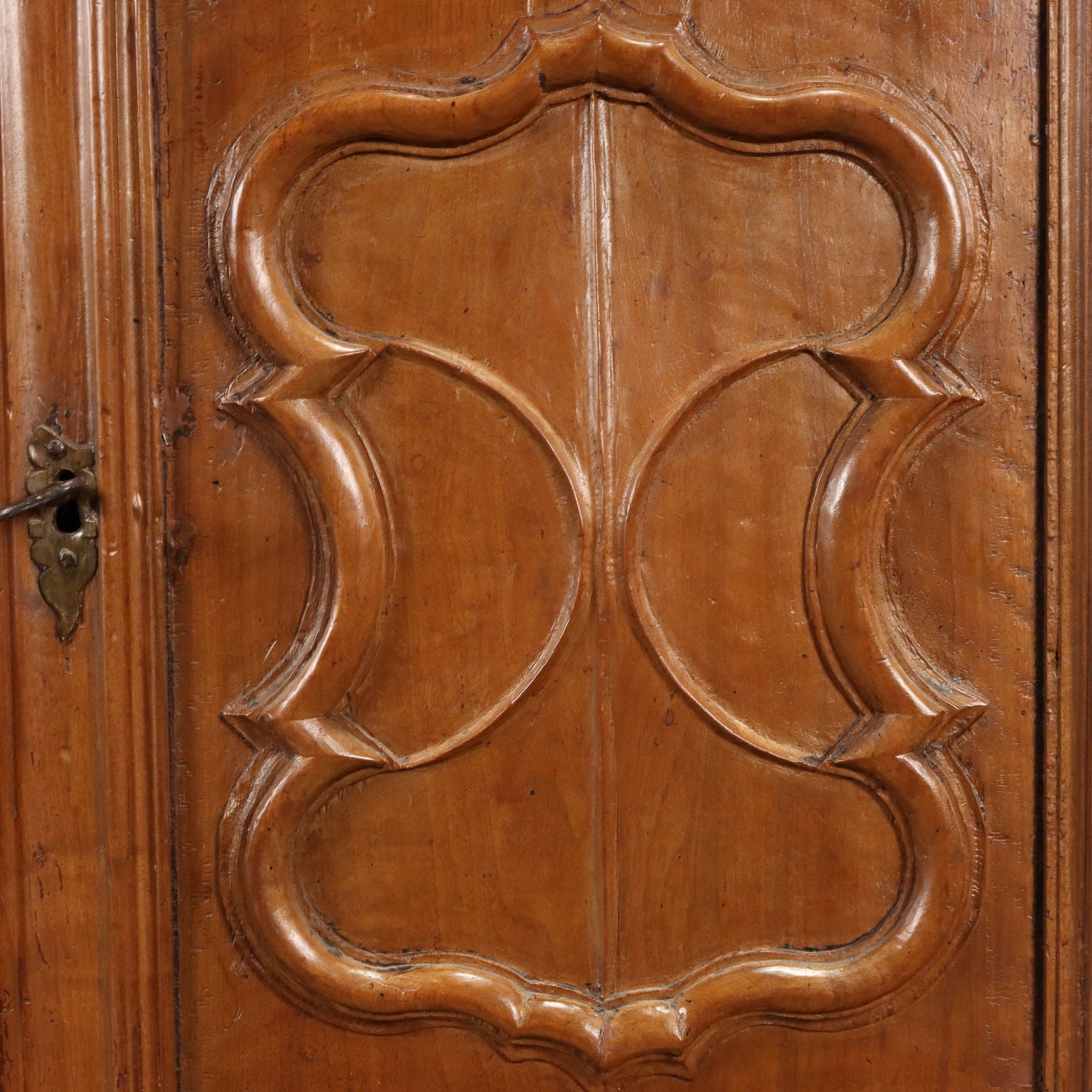  | Antiques  Cupboards