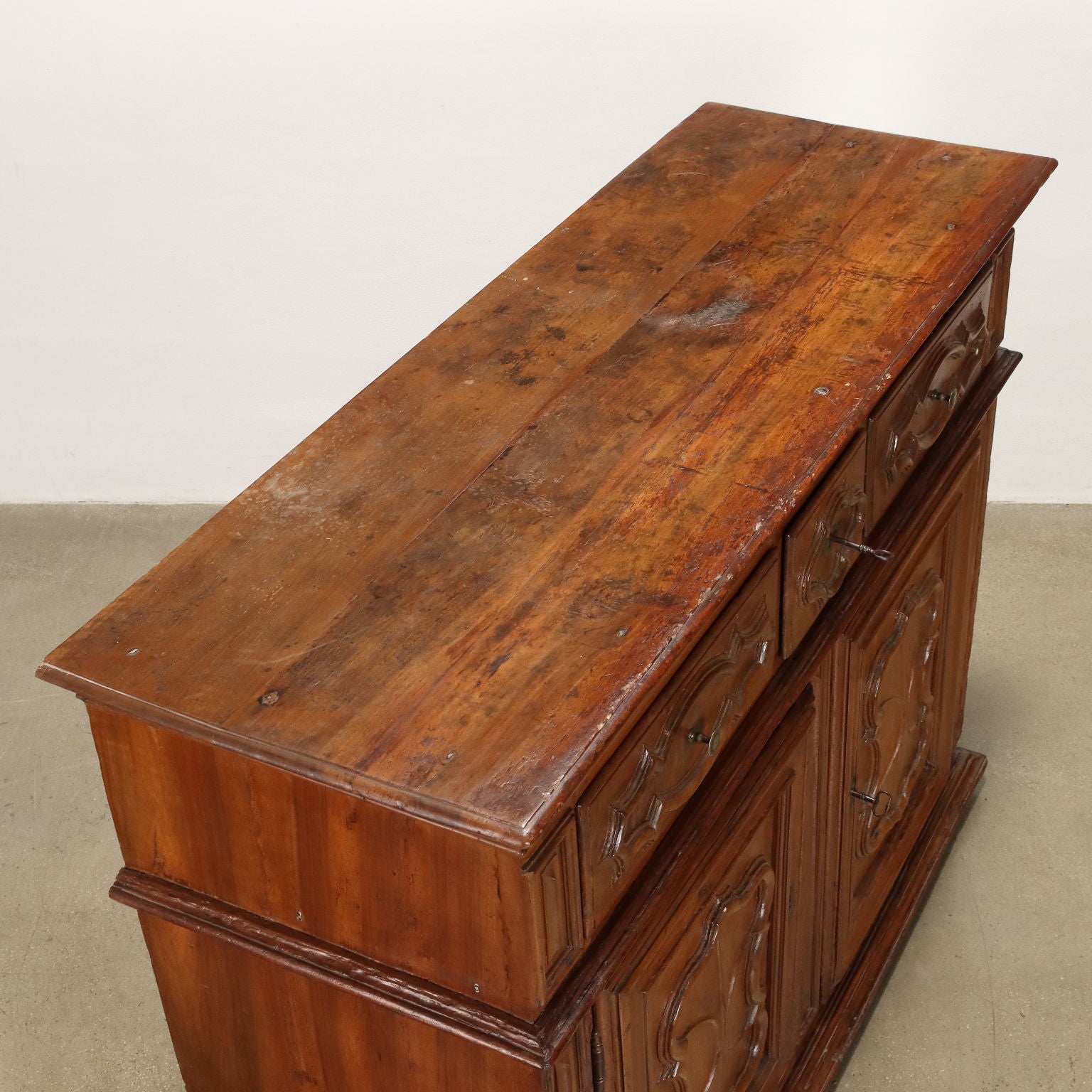  | Antiques  Cupboards