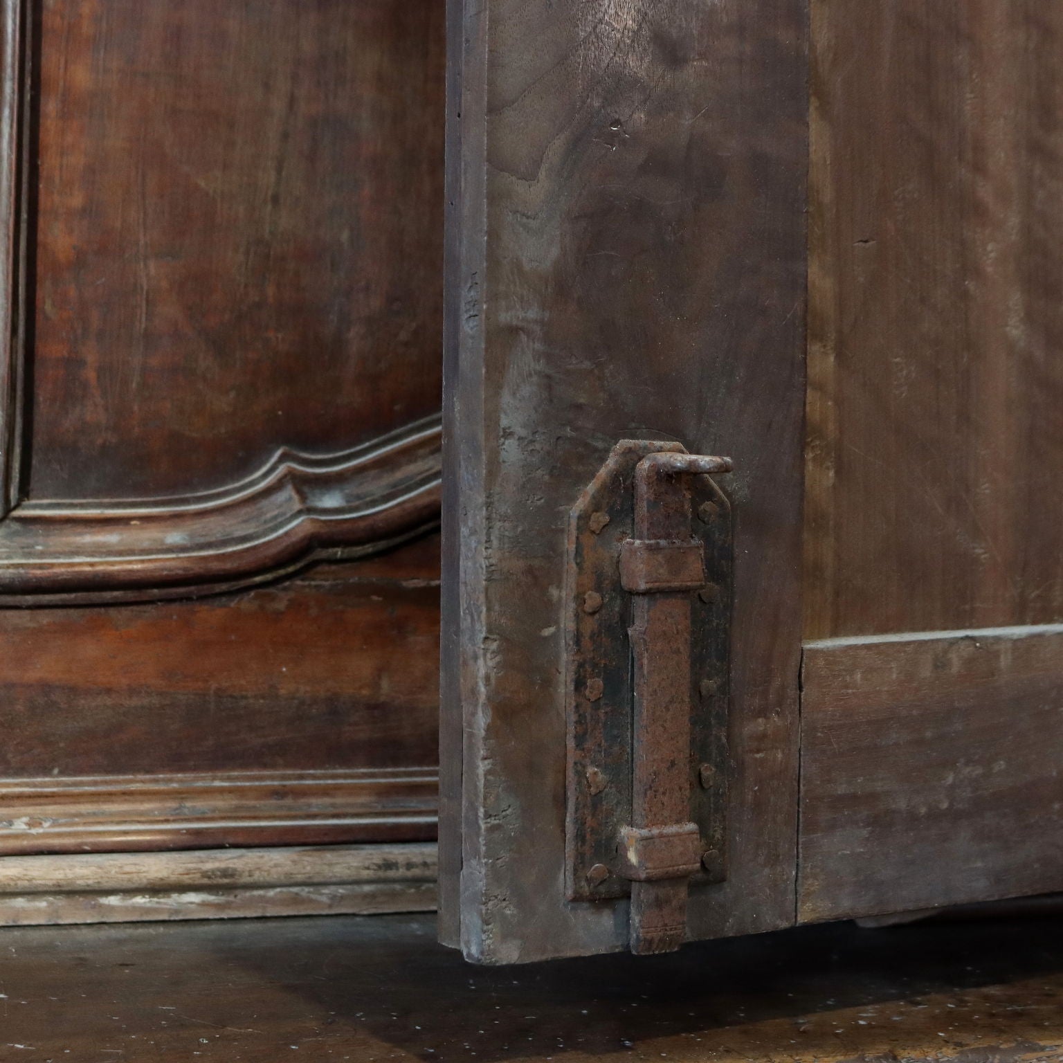  | Antiques  Cupboards