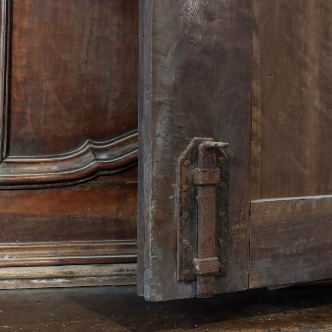  | Antiques  Cupboards