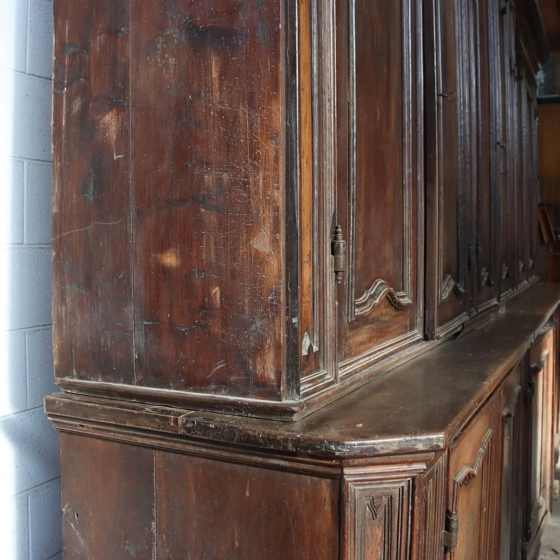 Antique Cupboard Walnut Poplar Italy XVIII Century - Lombardy, Mid XVIII Century | Antiques | Cupboards