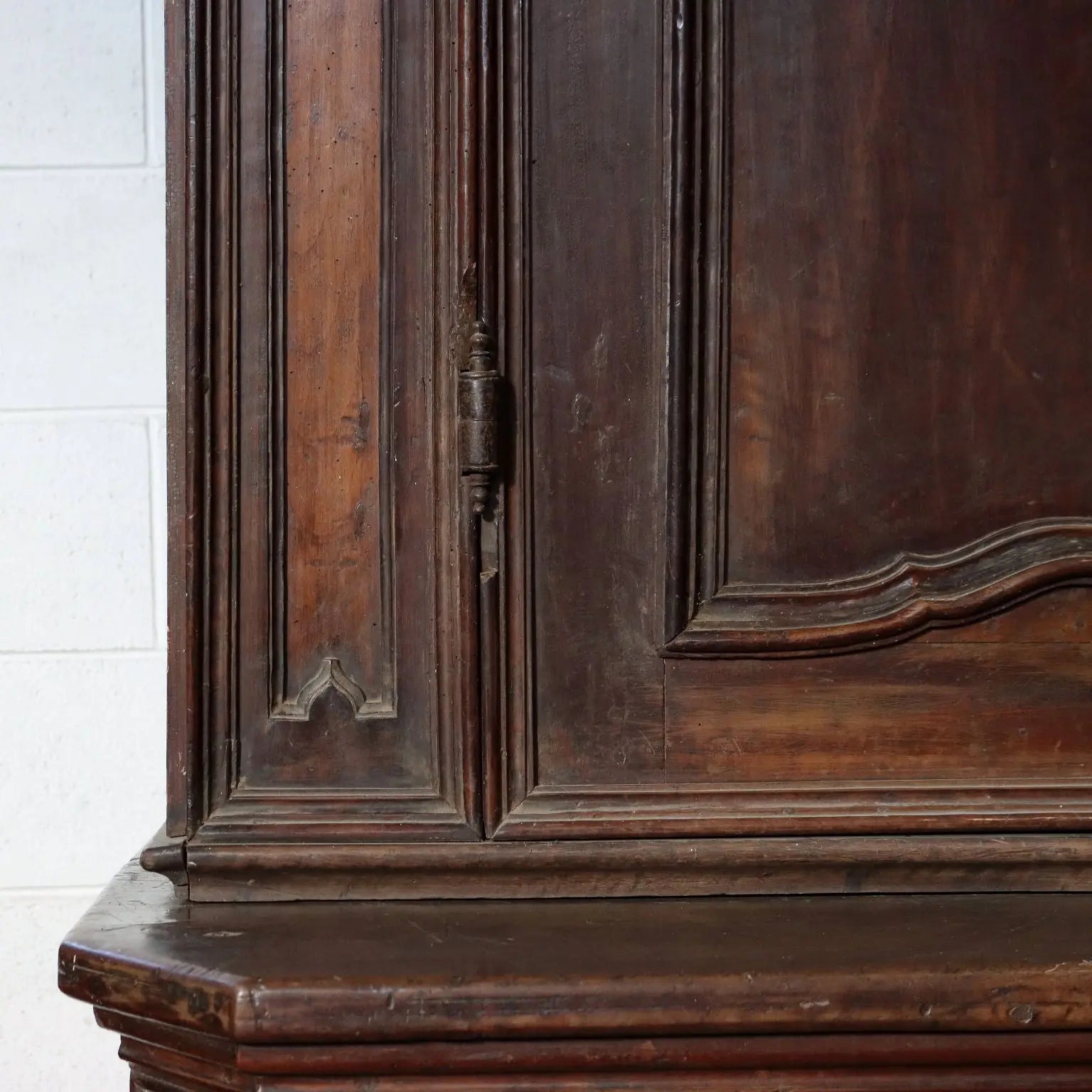 Antique Cupboard Walnut Poplar Italy XVIII Century - Lombardy, Mid XVIII Century | Antiques | Cupboards