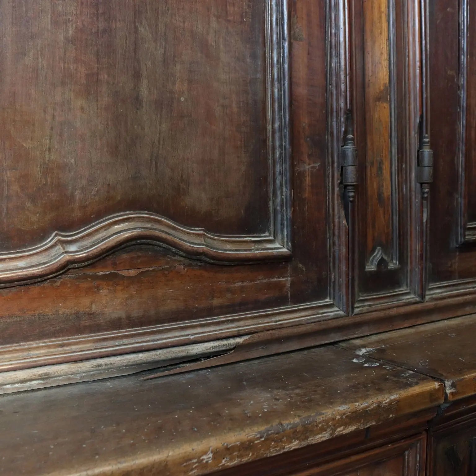 Antique Cupboard Walnut Poplar Italy XVIII Century - Lombardy, Mid XVIII Century | Antiques | Cupboards