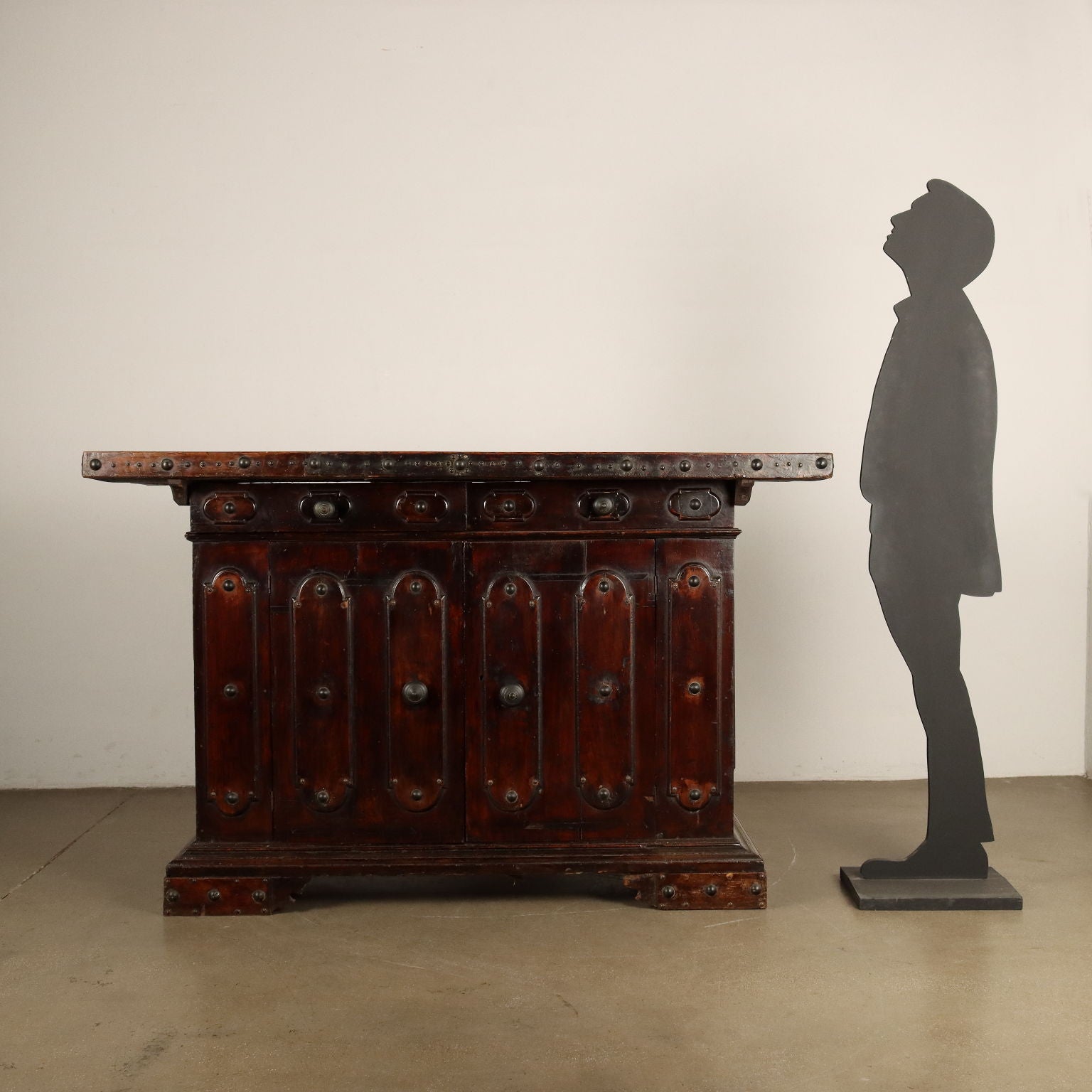  | Antiques  Cupboards