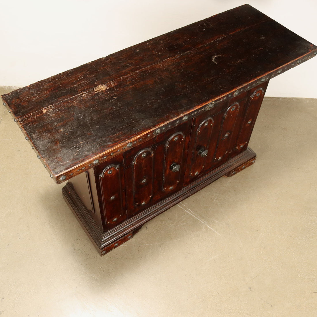  | Antiques  Cupboards