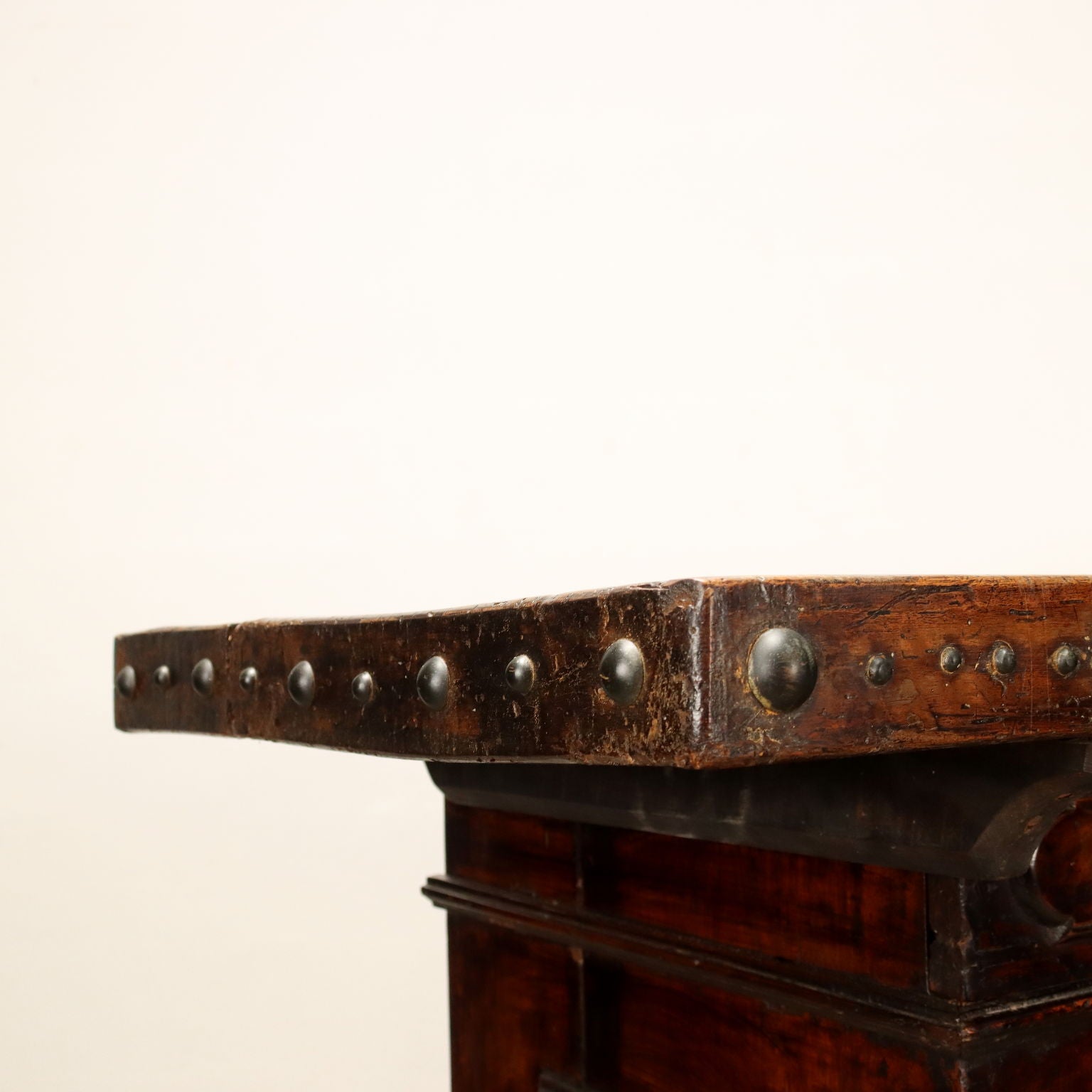  | Antiques  Cupboards