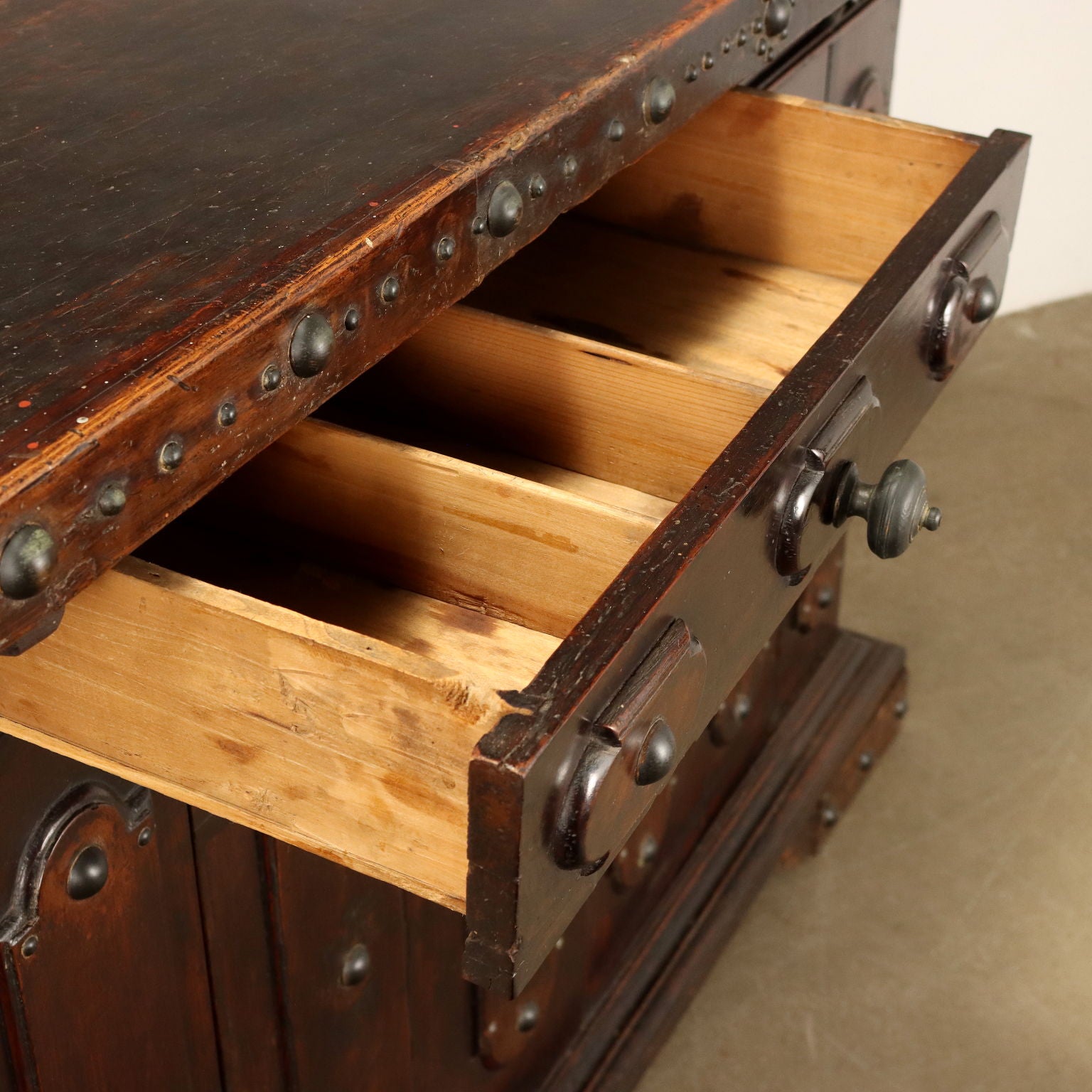  | Antiques  Cupboards