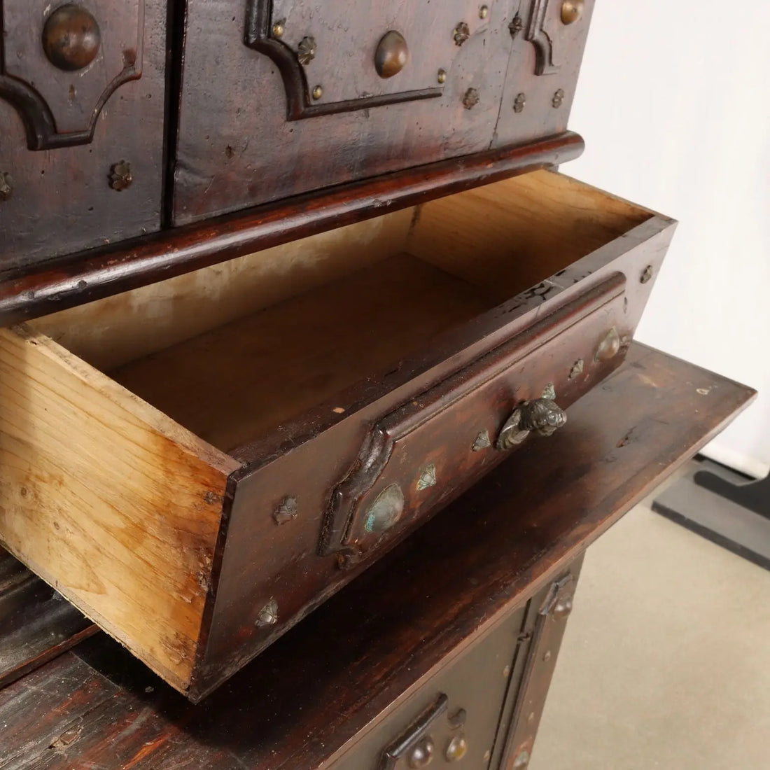 Neobaroque Walnut Sideboard with Cabinet - 19th Century