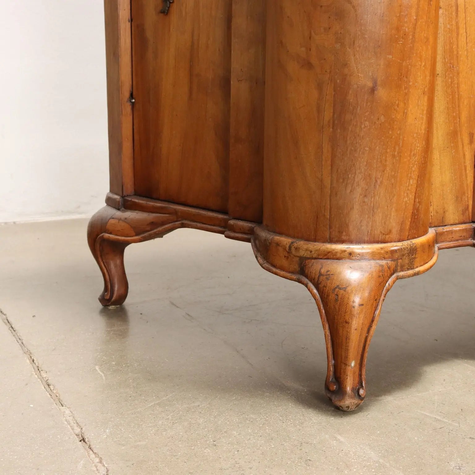 Antique Baroque Cupboard Walnut Fir Ferrara Italy XVIII Century - Ferrara, Mid XVIII Century | Antiques | Cupboards