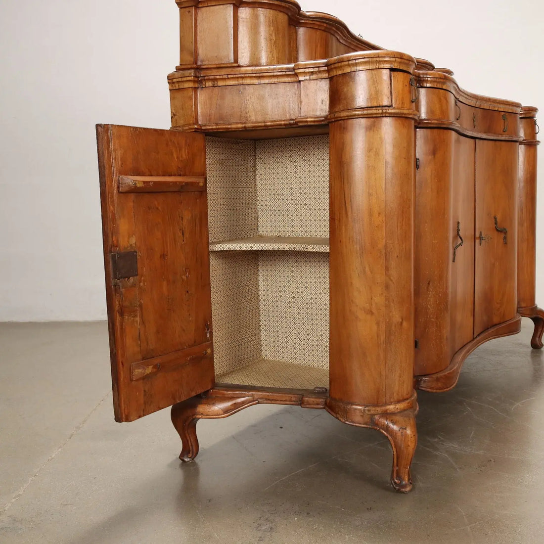 Antique Baroque Cupboard Walnut Fir Ferrara Italy XVIII Century - Ferrara, Mid XVIII Century | Antiques | Cupboards