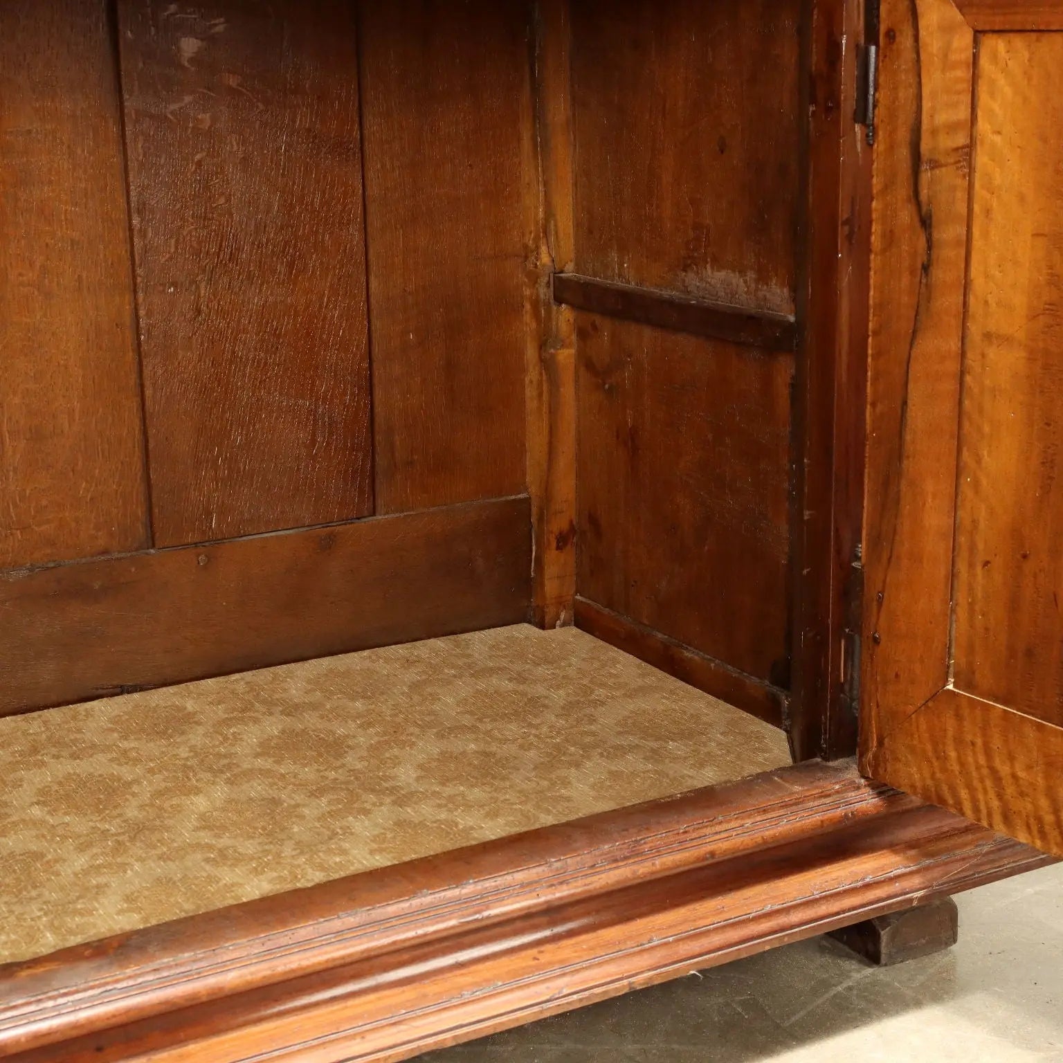 Antique Cupboard Walnut Double Top Provence XVIII Century - Provence, Late 18th-Early 19th Century | Antiques | Cupboards