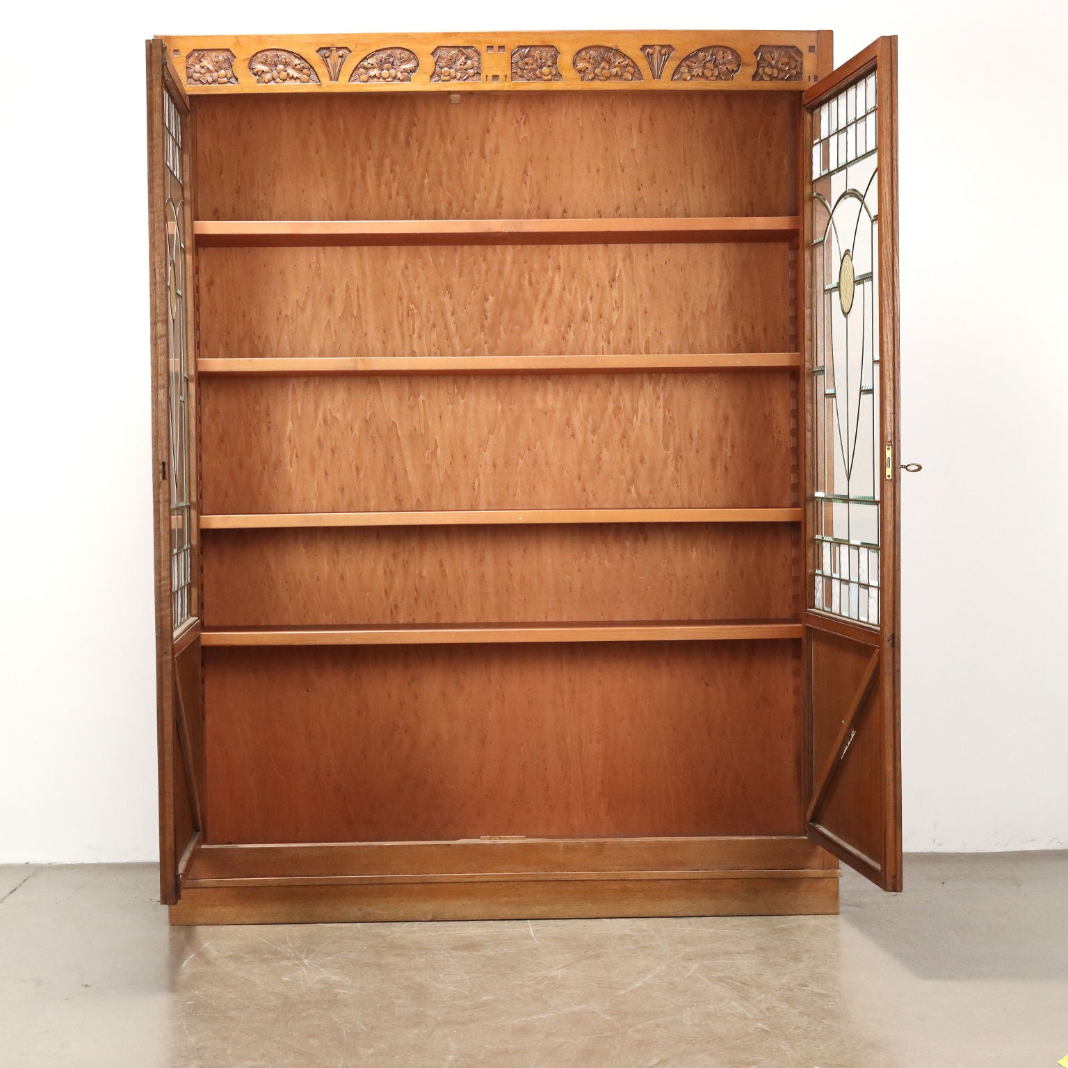  | Antiques  Cupboards