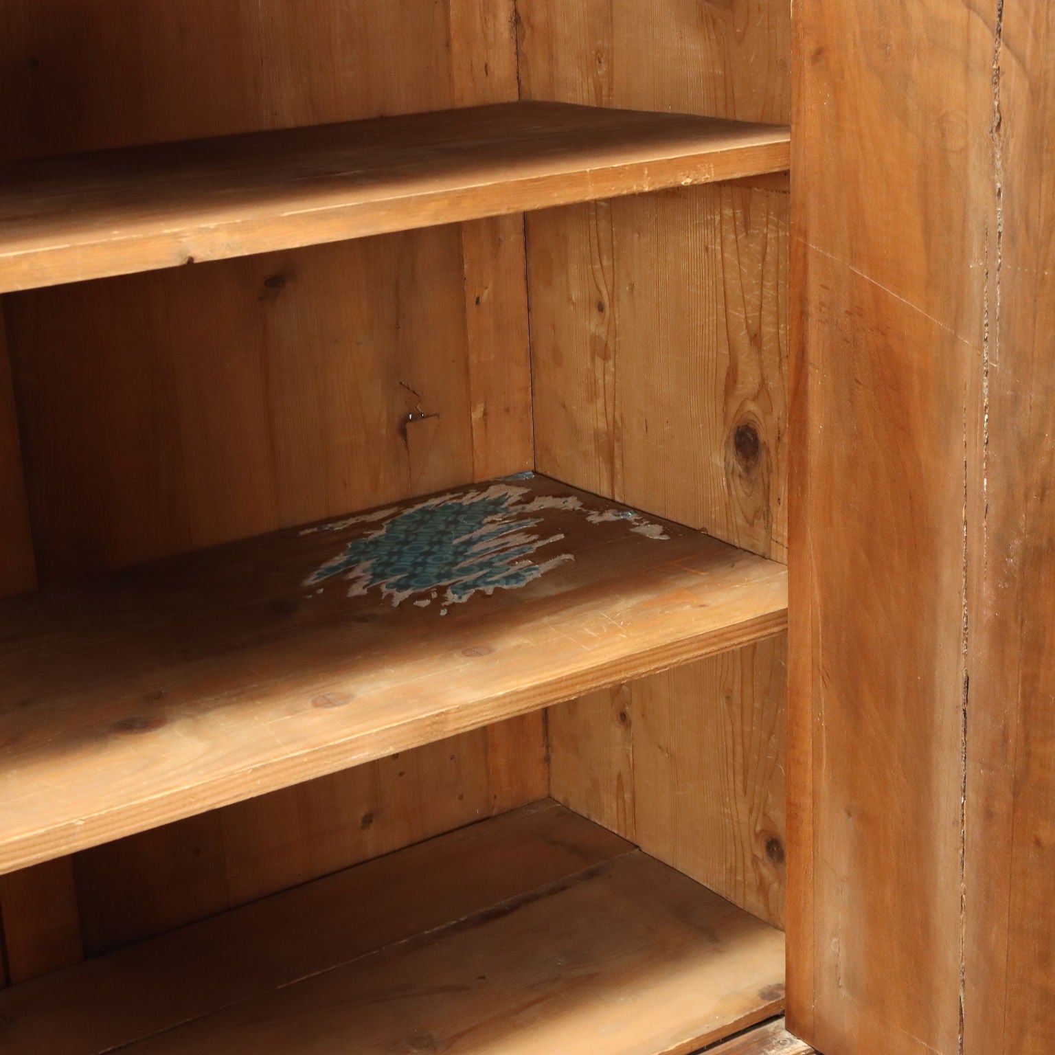  | Antiques  Cupboards