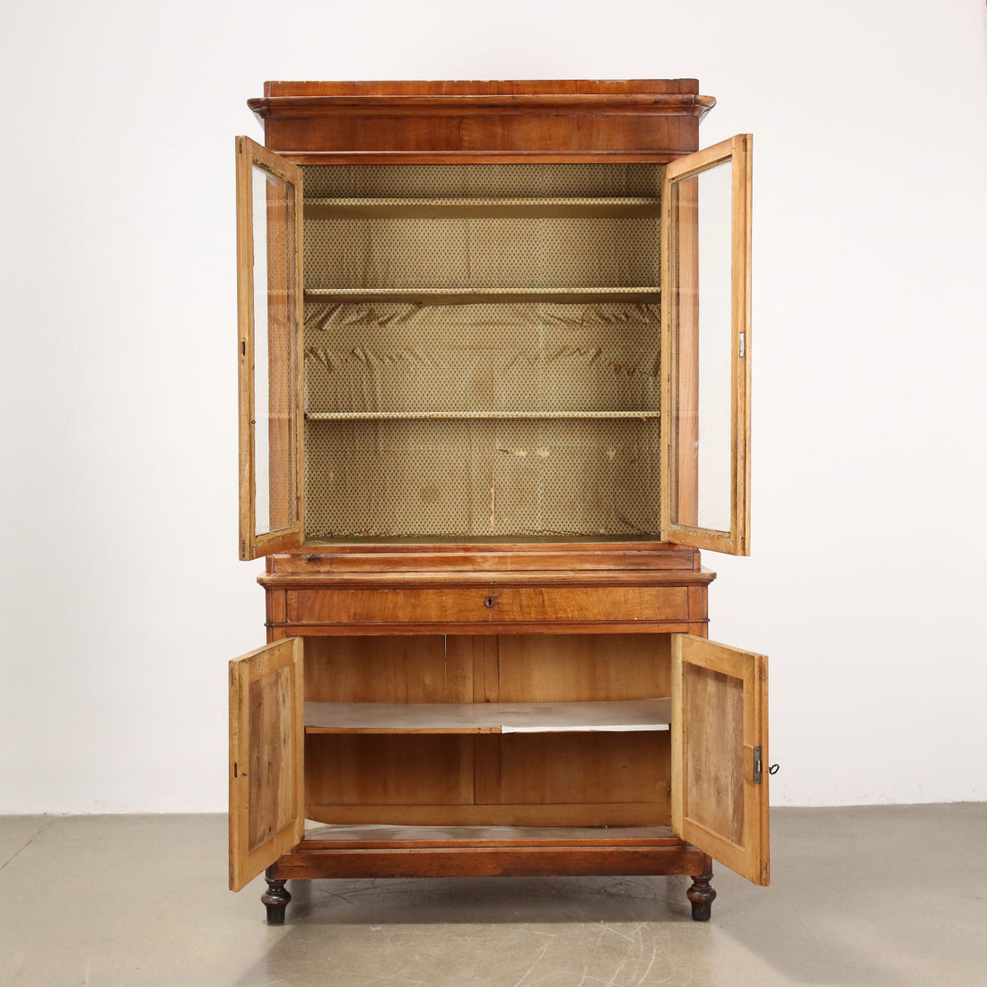  | Antiques  Cupboards