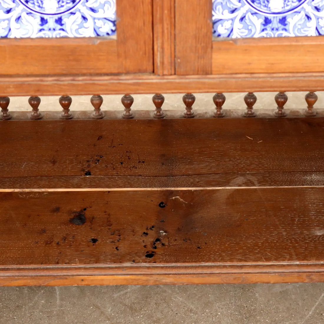 Antique Cupboard Art Nouveau Oak 2 Drawers XX Century - Italy, Early XX Century | Antiques | Cupboards