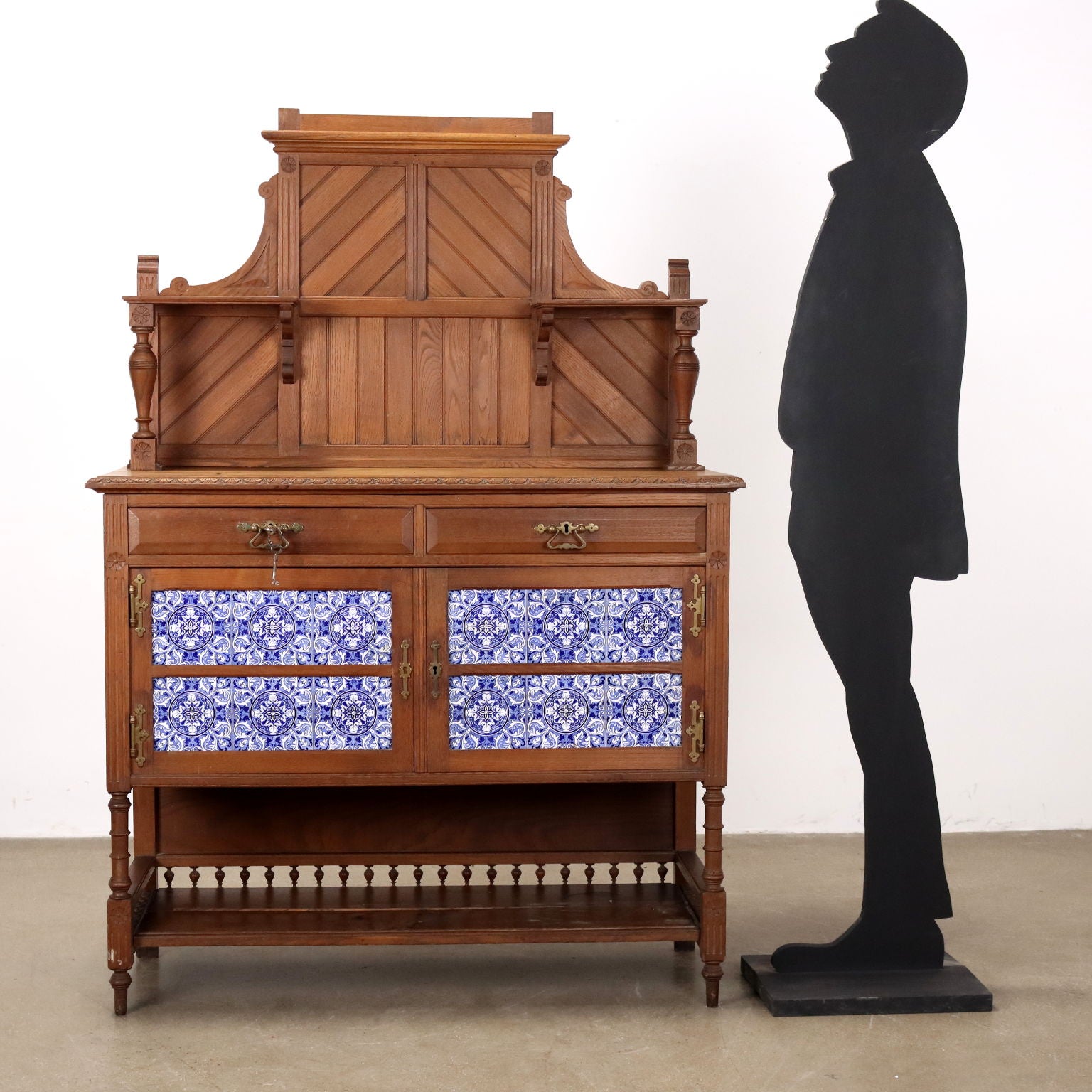  | Antiques  Cupboards