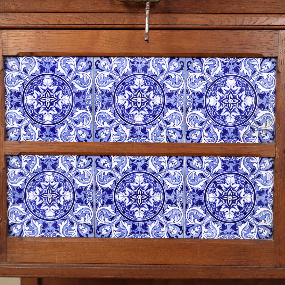  | Antiques  Cupboards