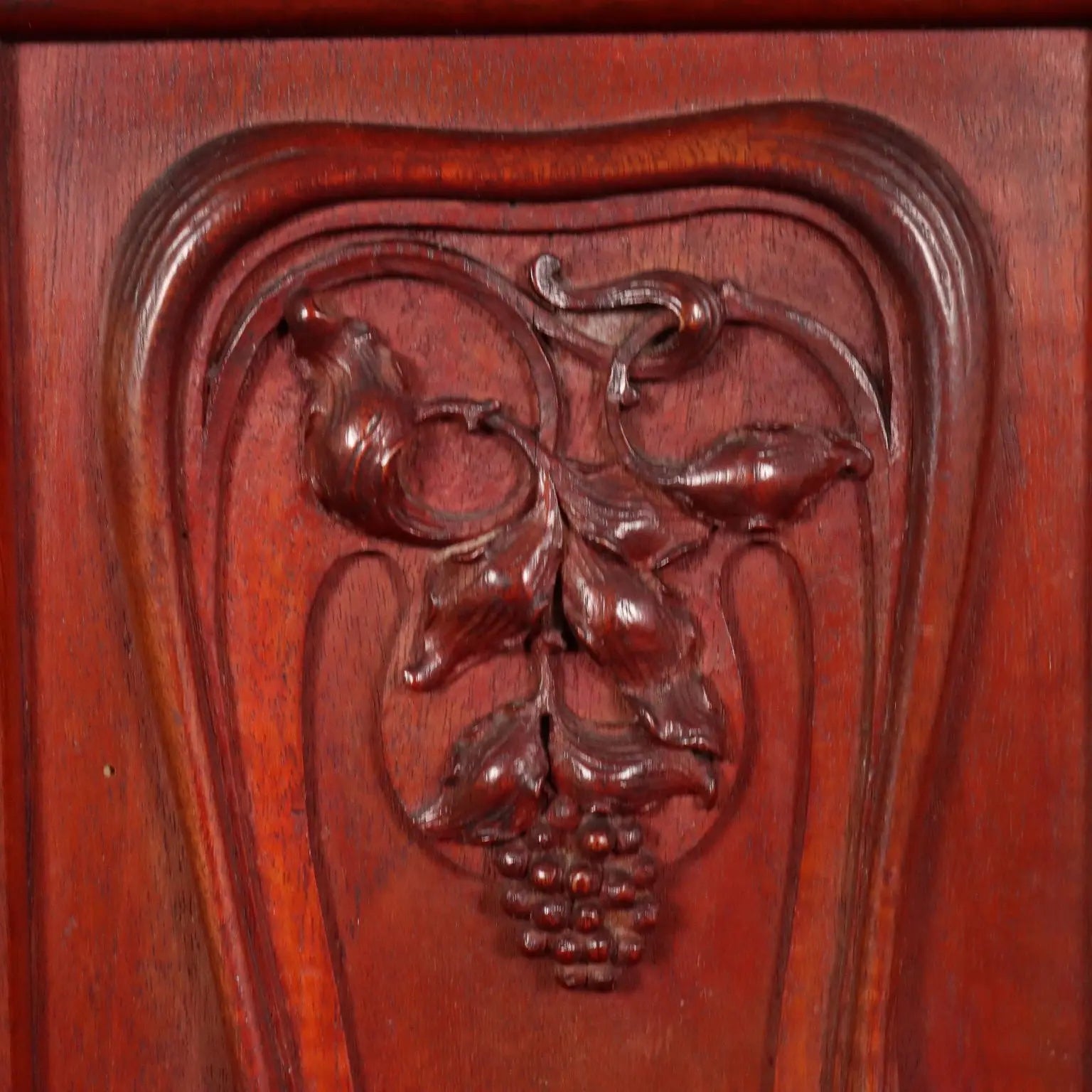 Liberty Sideboard in Walnut - Italy Late 1800s