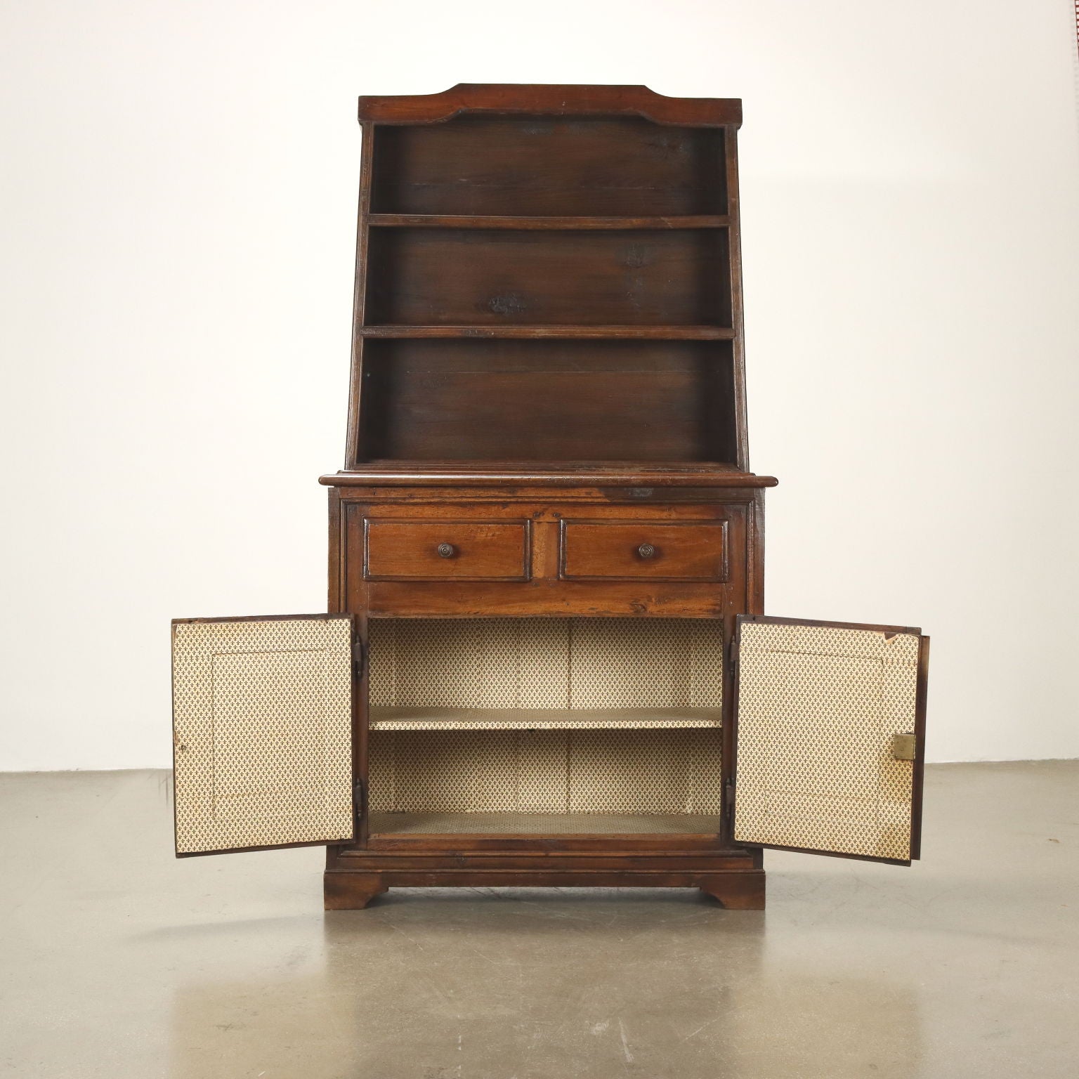  | Antiques  Cupboards