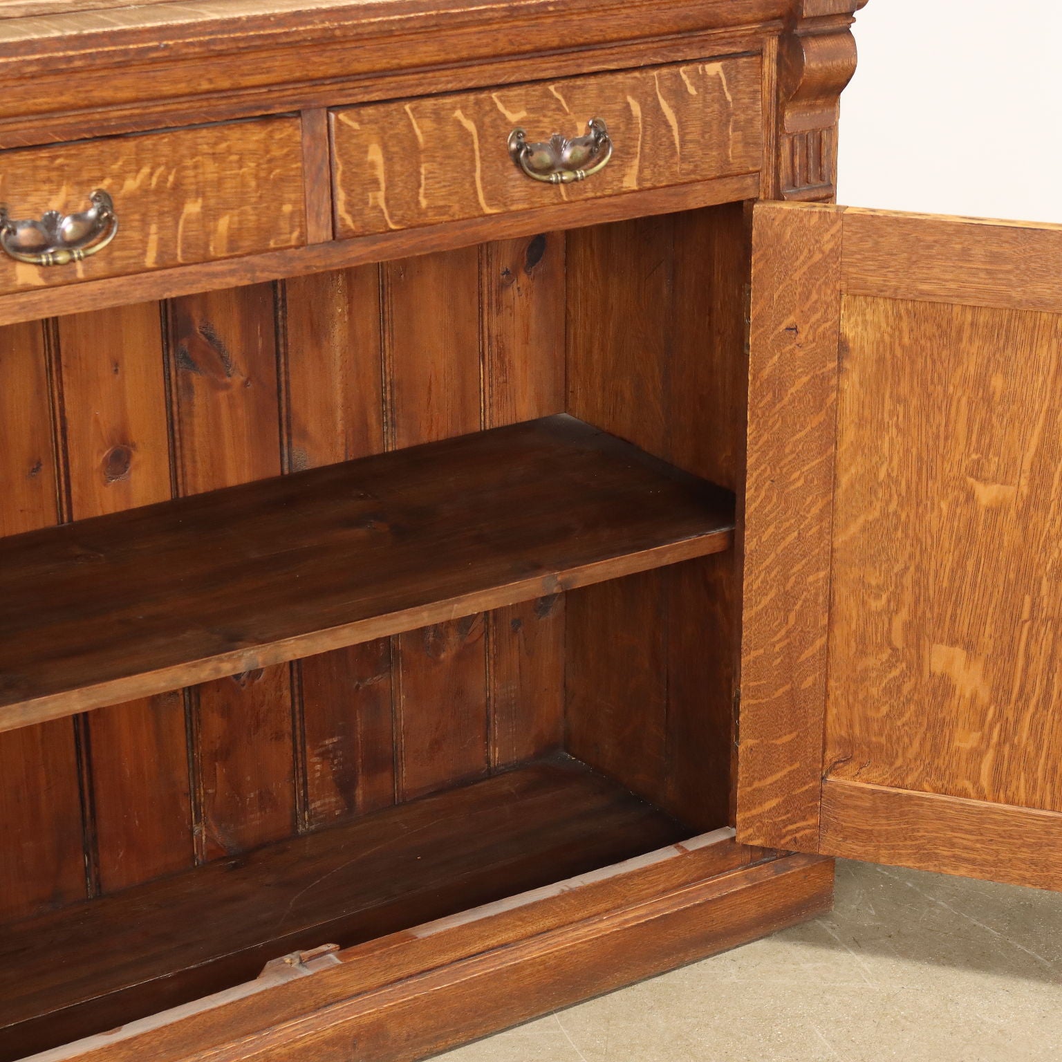  | Antiques  Cupboards