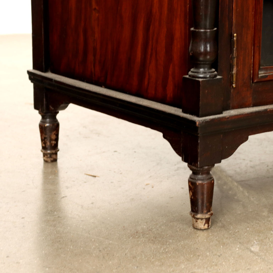  | Antiques  Cupboards