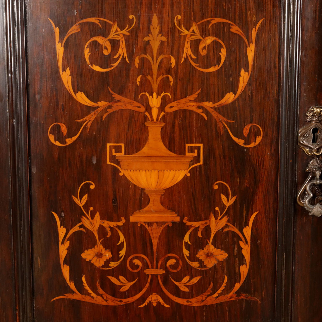  | Antiques  Cupboards