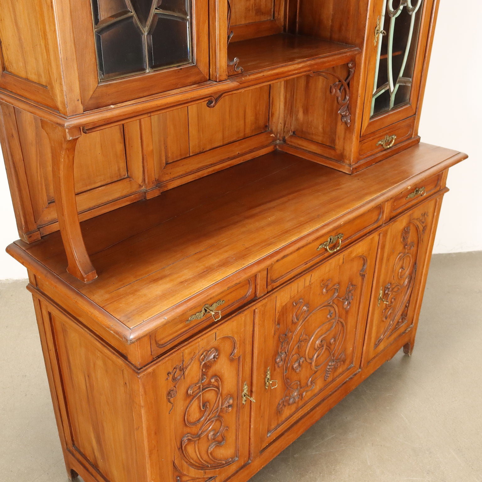  | Antiques  Cupboards