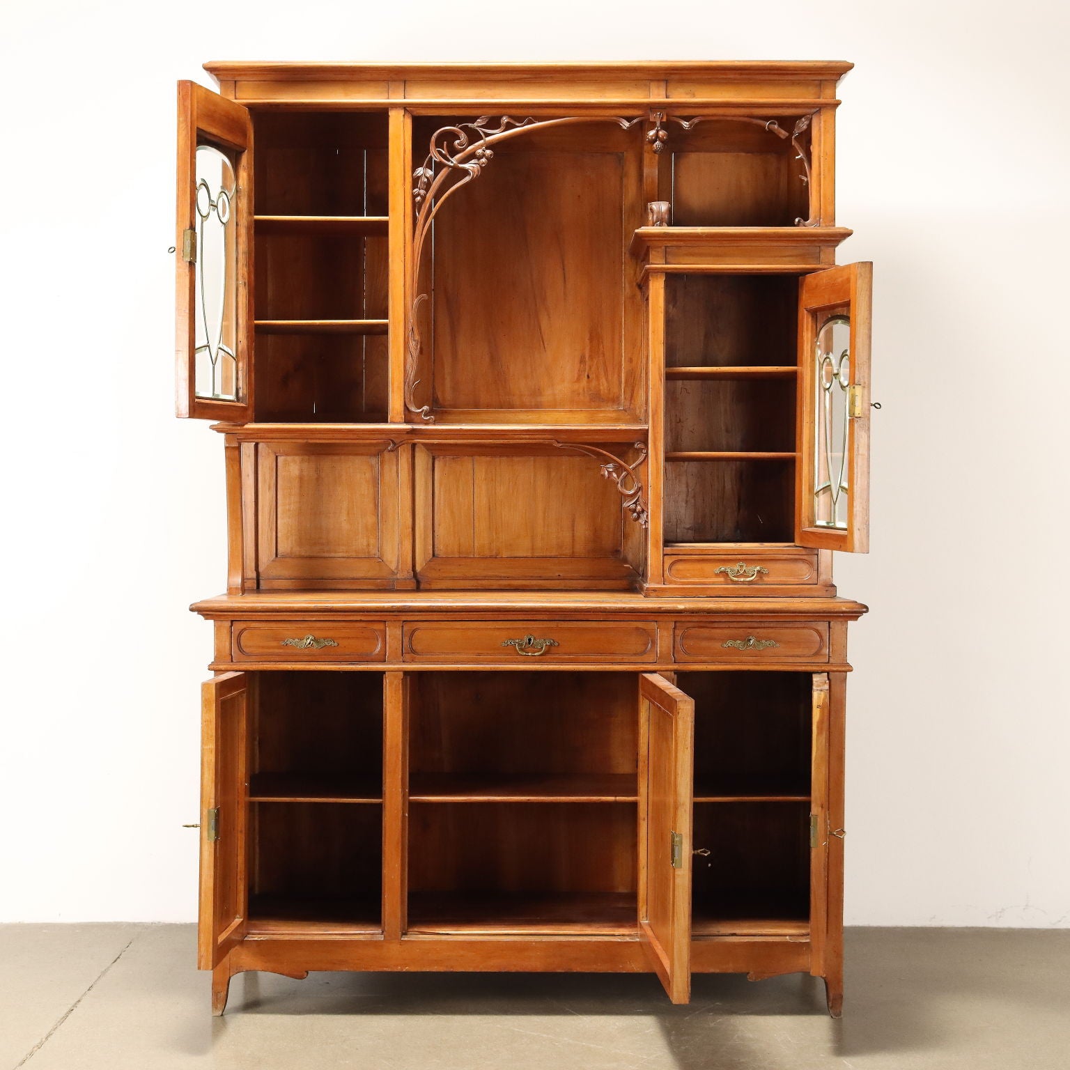  | Antiques  Cupboards