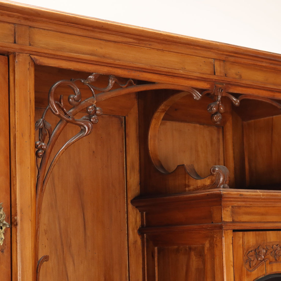  | Antiques  Cupboards