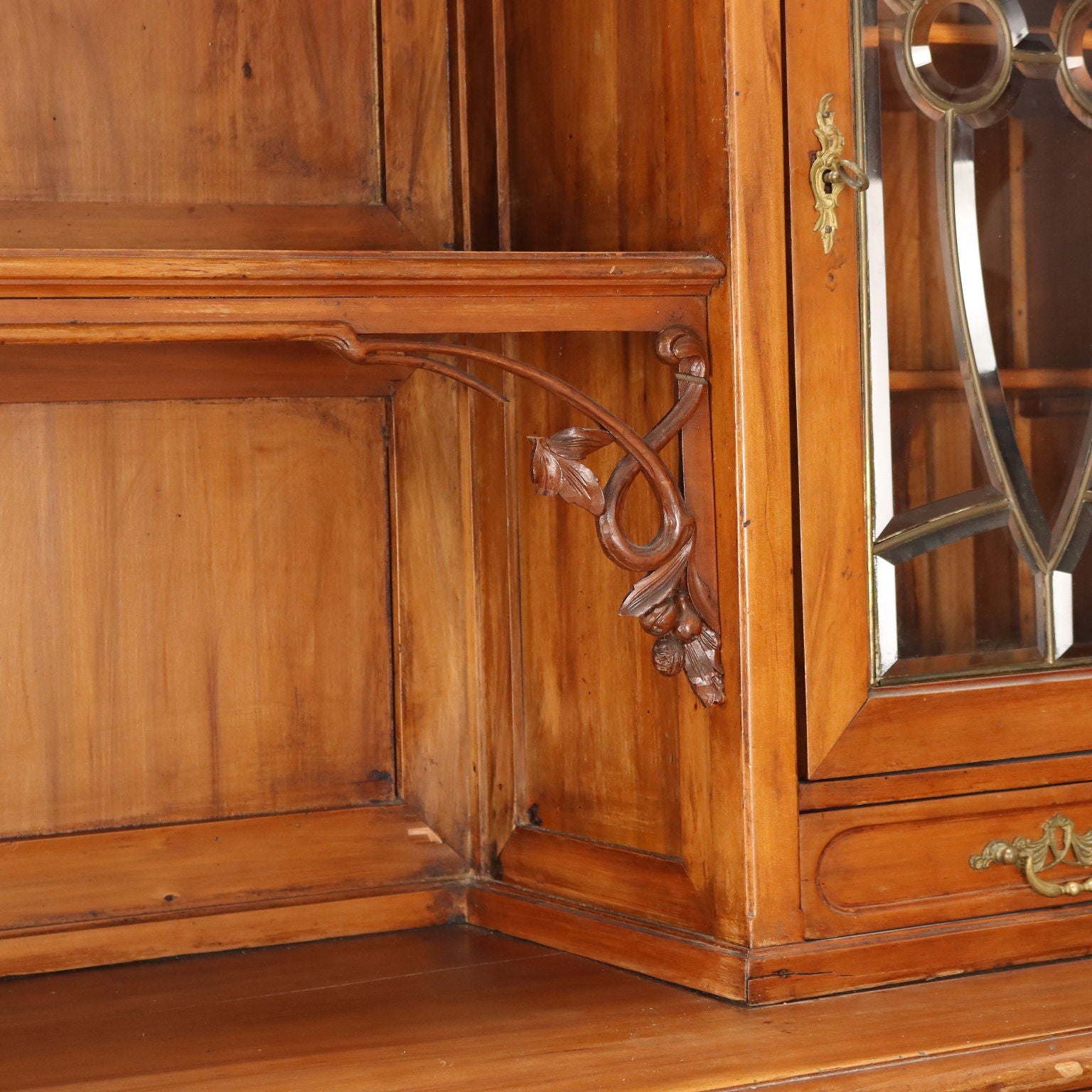  | Antiques  Cupboards